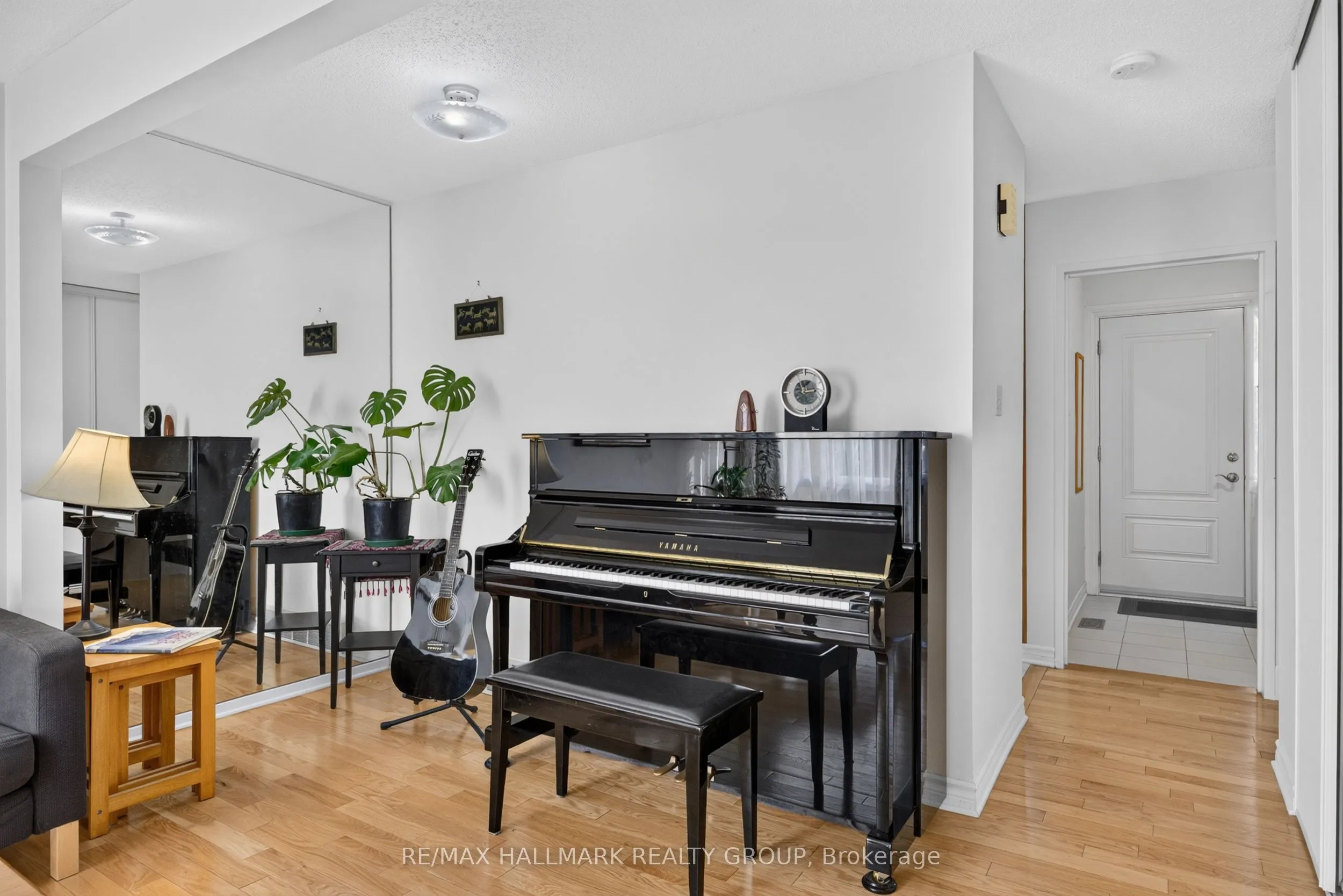 163 McClintock Way #37
