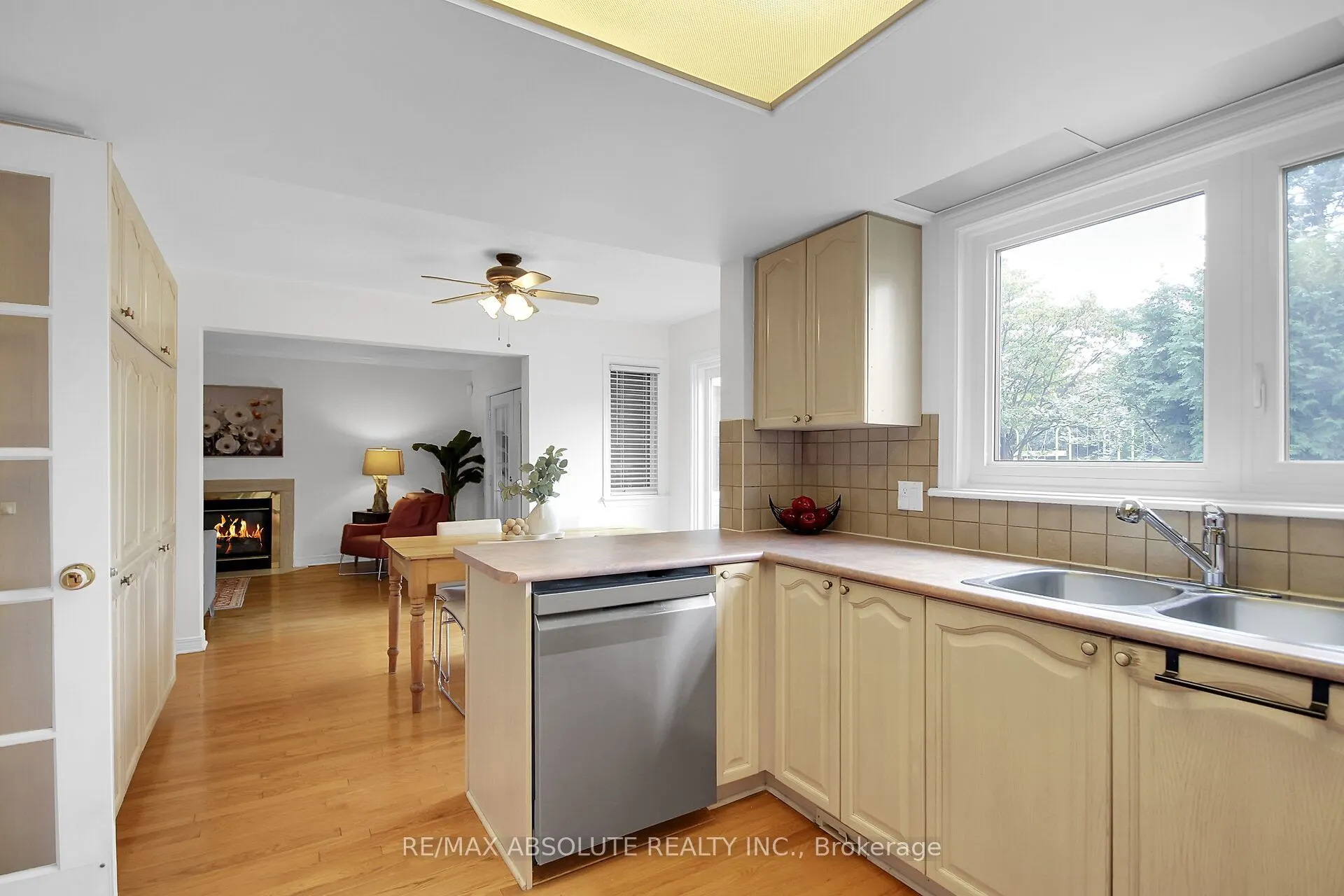 38 Forestglade Crescent