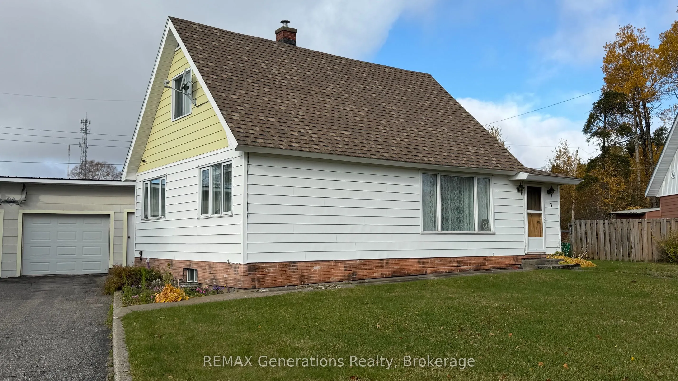 3 Poplar Crescent
