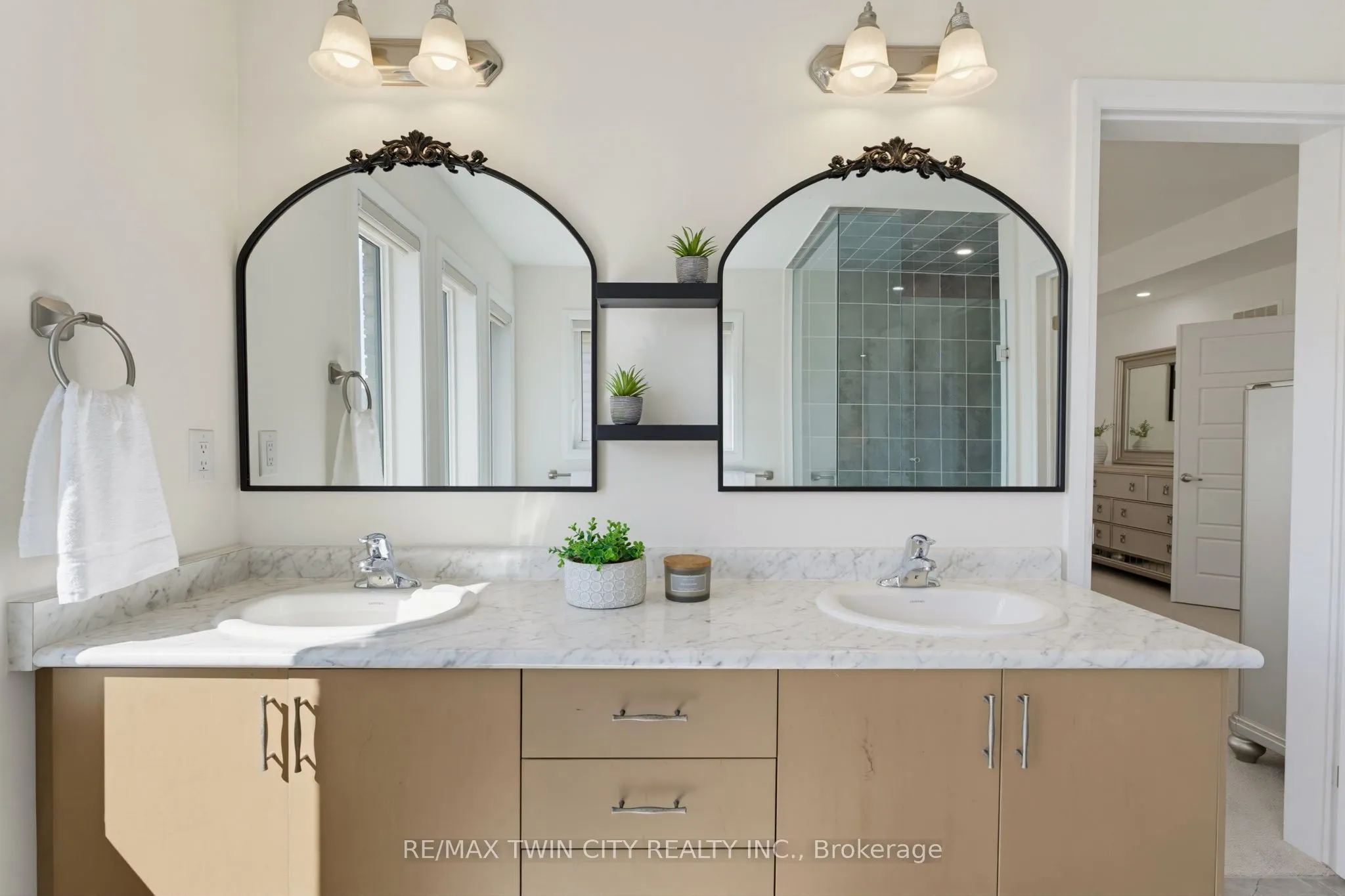 14 Rustic Oak Trail