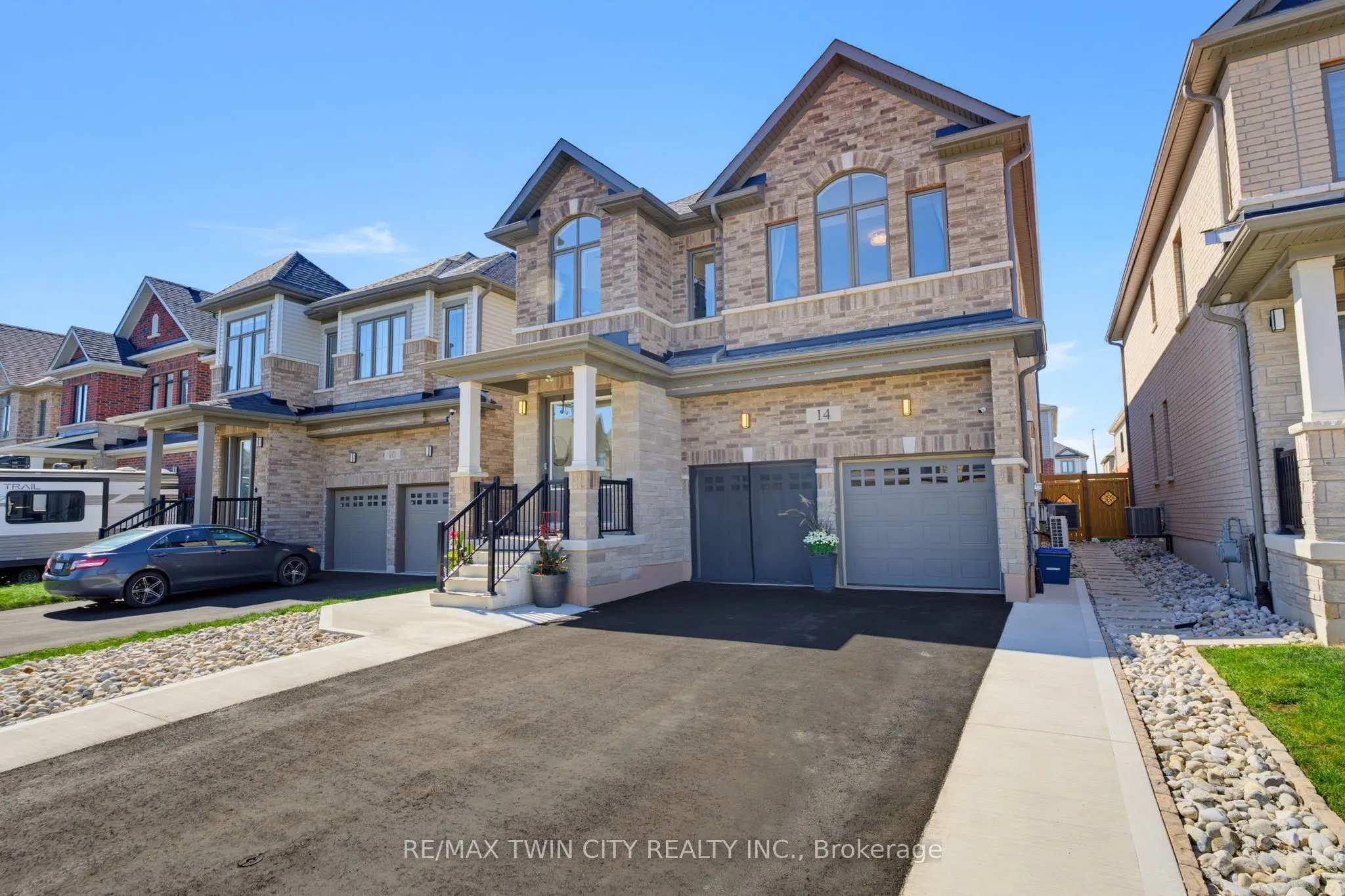 14 Rustic Oak Trail