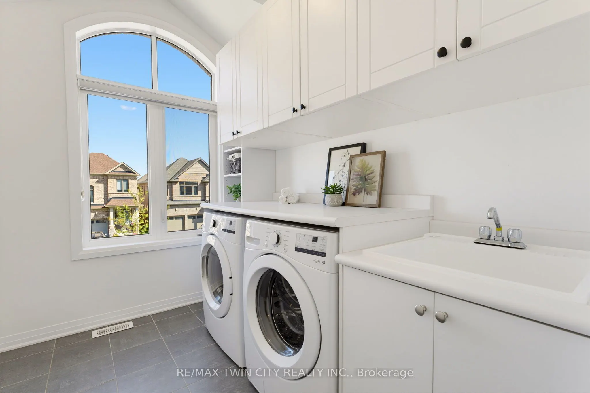 14 Rustic Oak Trail