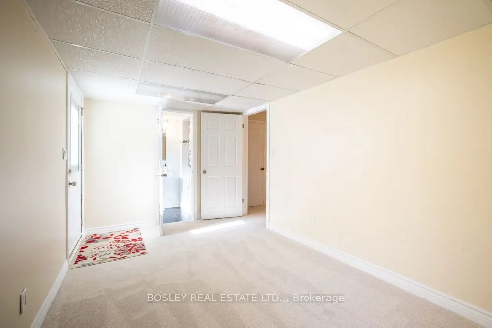 14 Ameer Drive