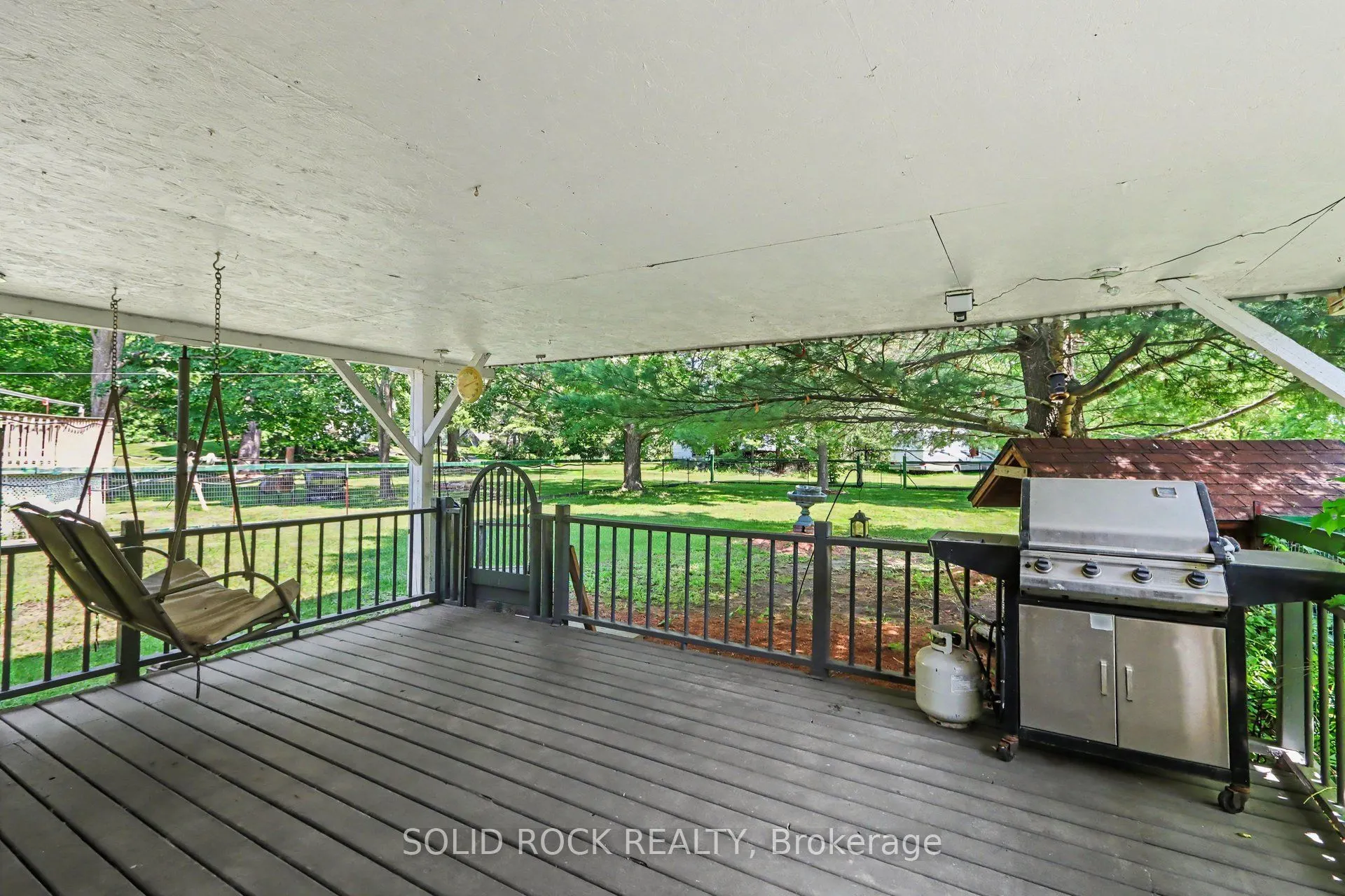 220 Highfield Crescent