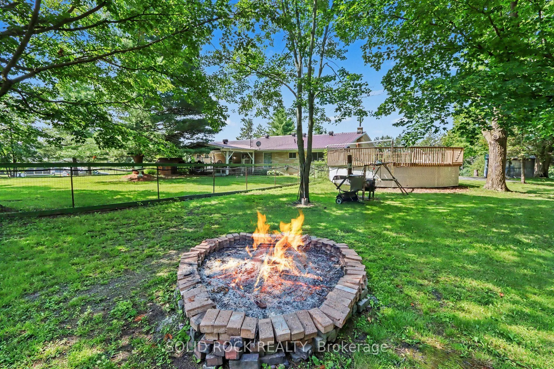 220 Highfield Crescent