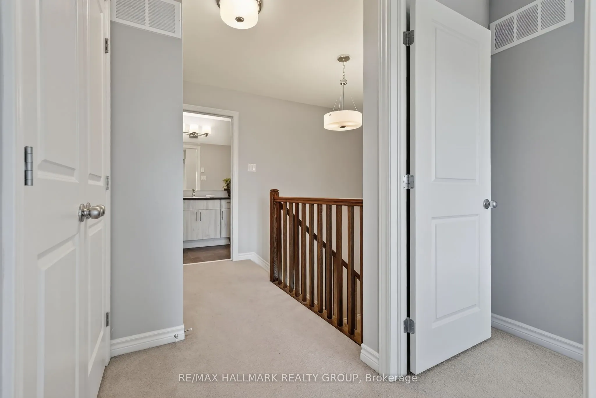 794 Cap Diamant Way