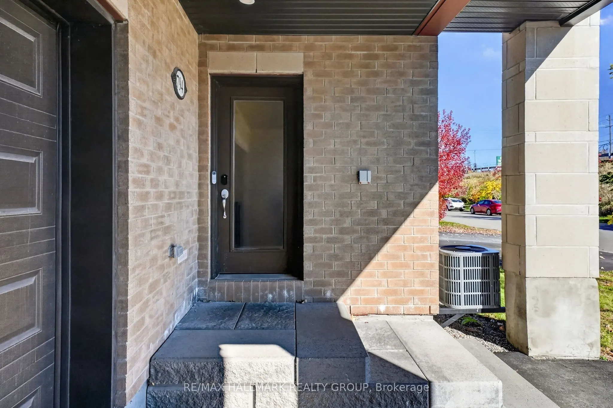 794 Cap Diamant Way