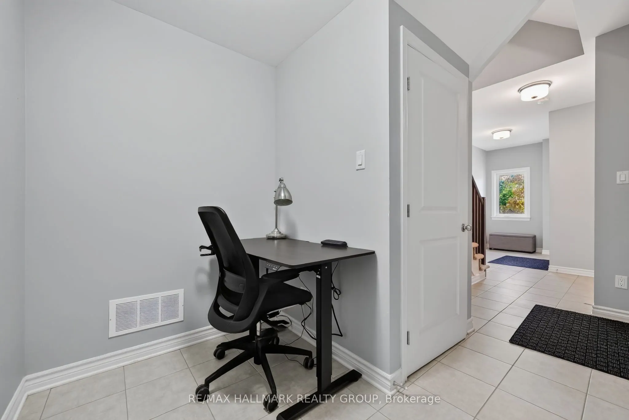 794 Cap Diamant Way
