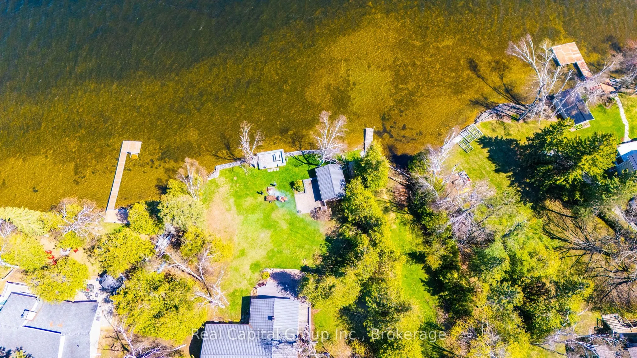 4 Pinewood Boulevard