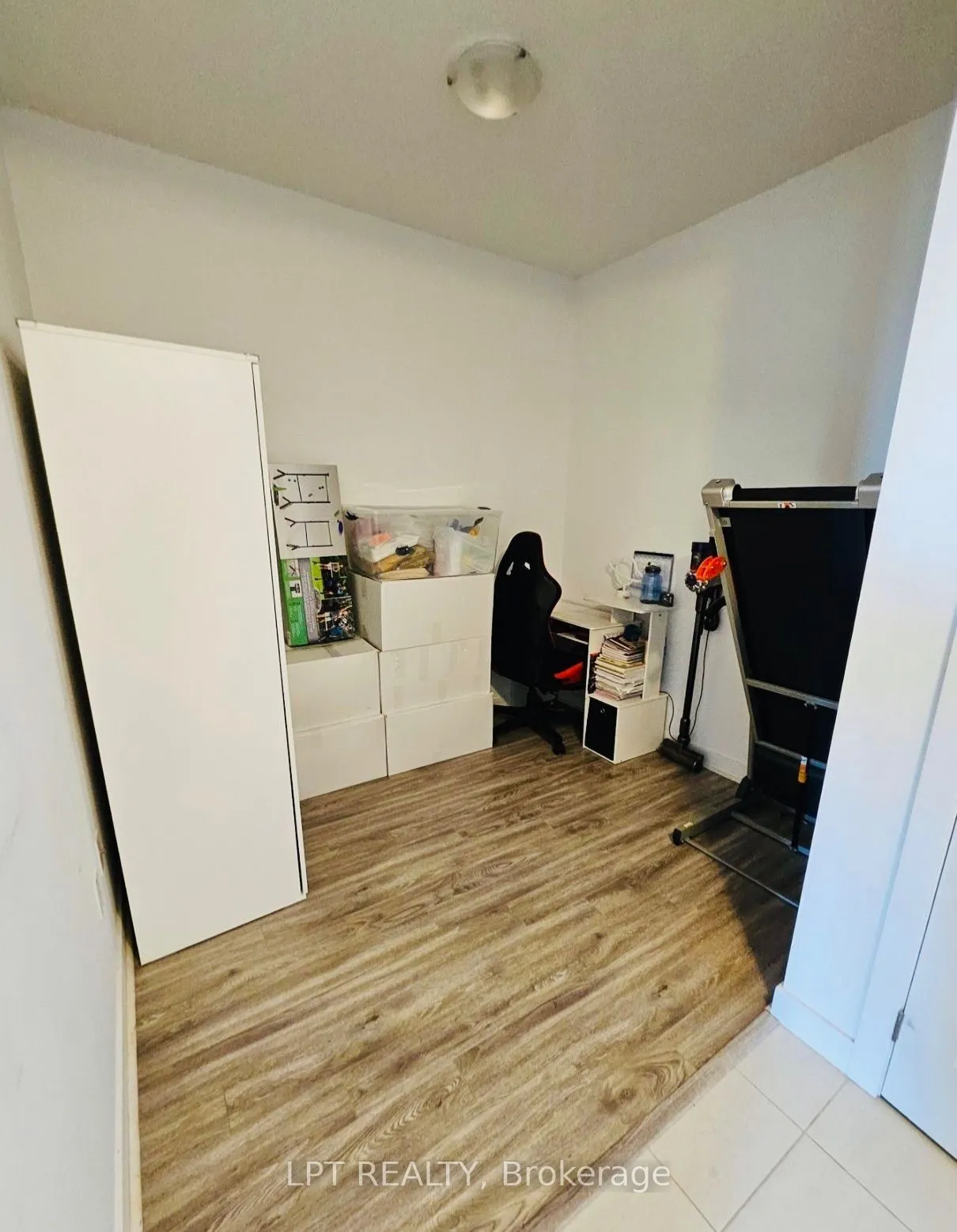 450 Dundas Street E #912