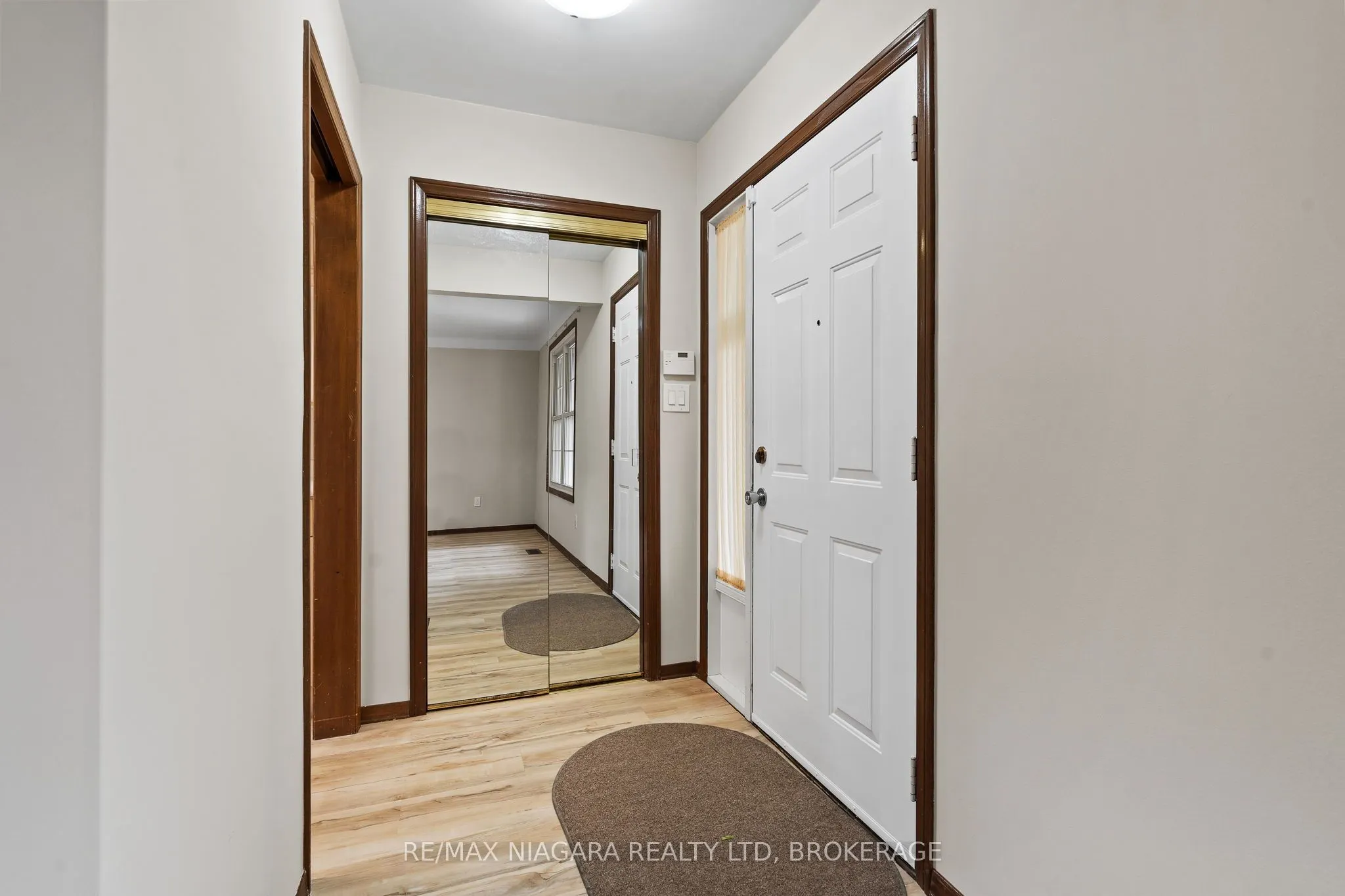 476 SCOTT Street