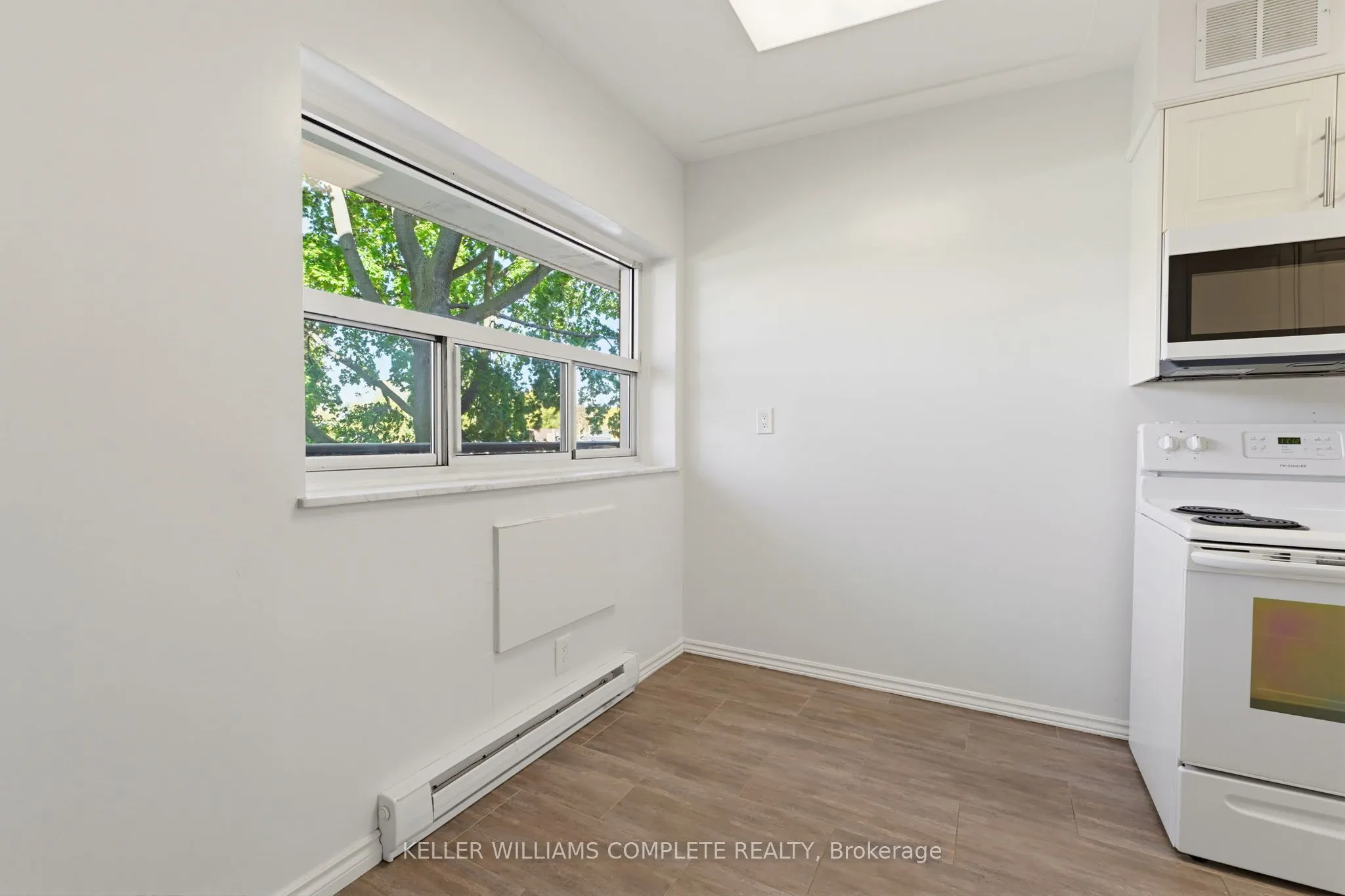 11 WOODMAN Drive S #210