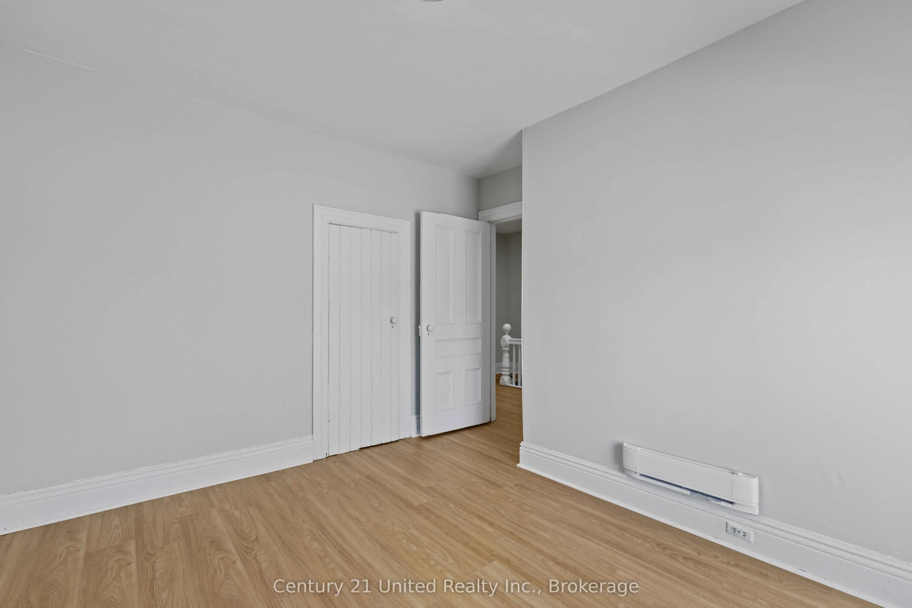 436 George Street S