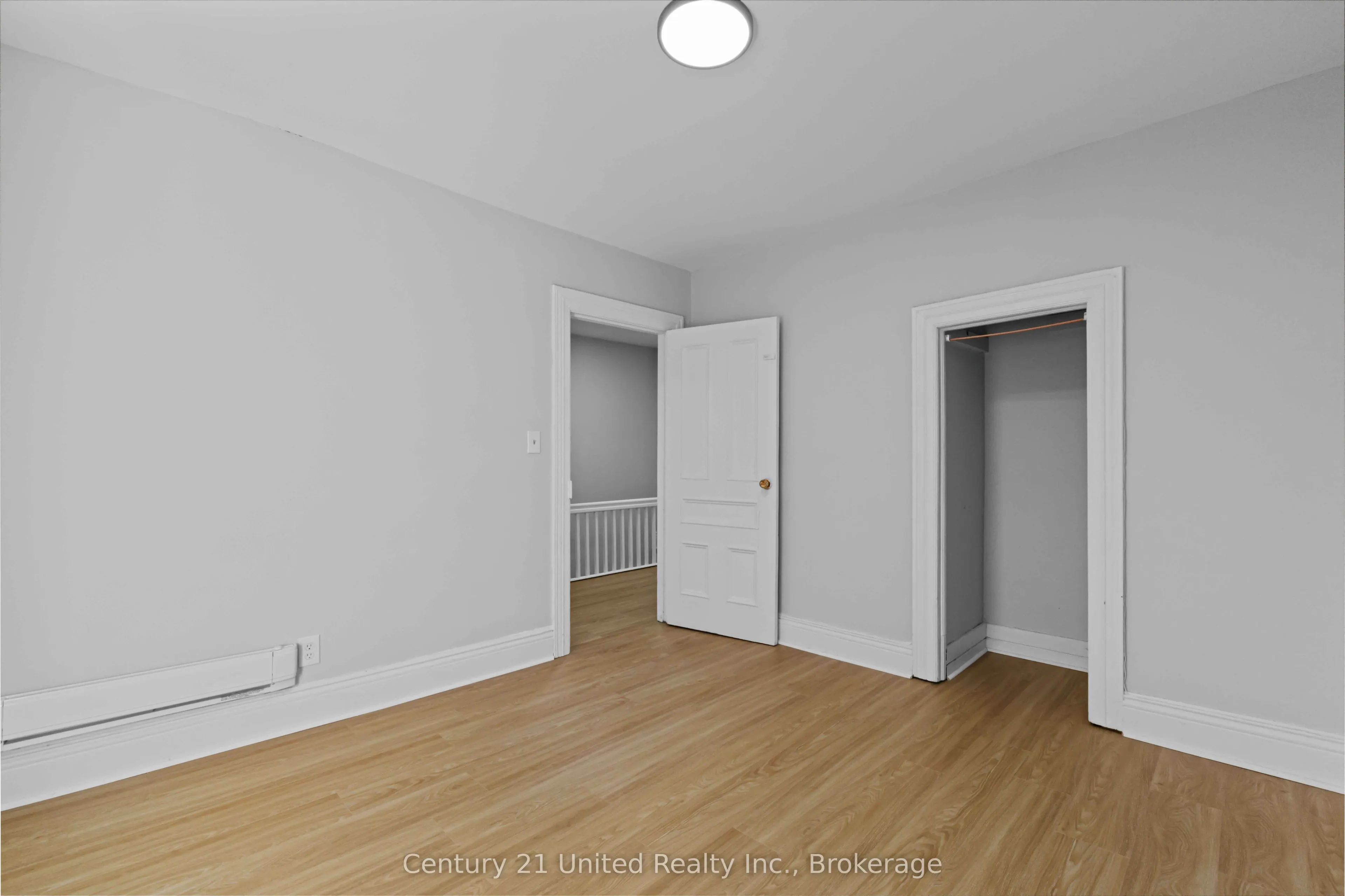 436 George Street S
