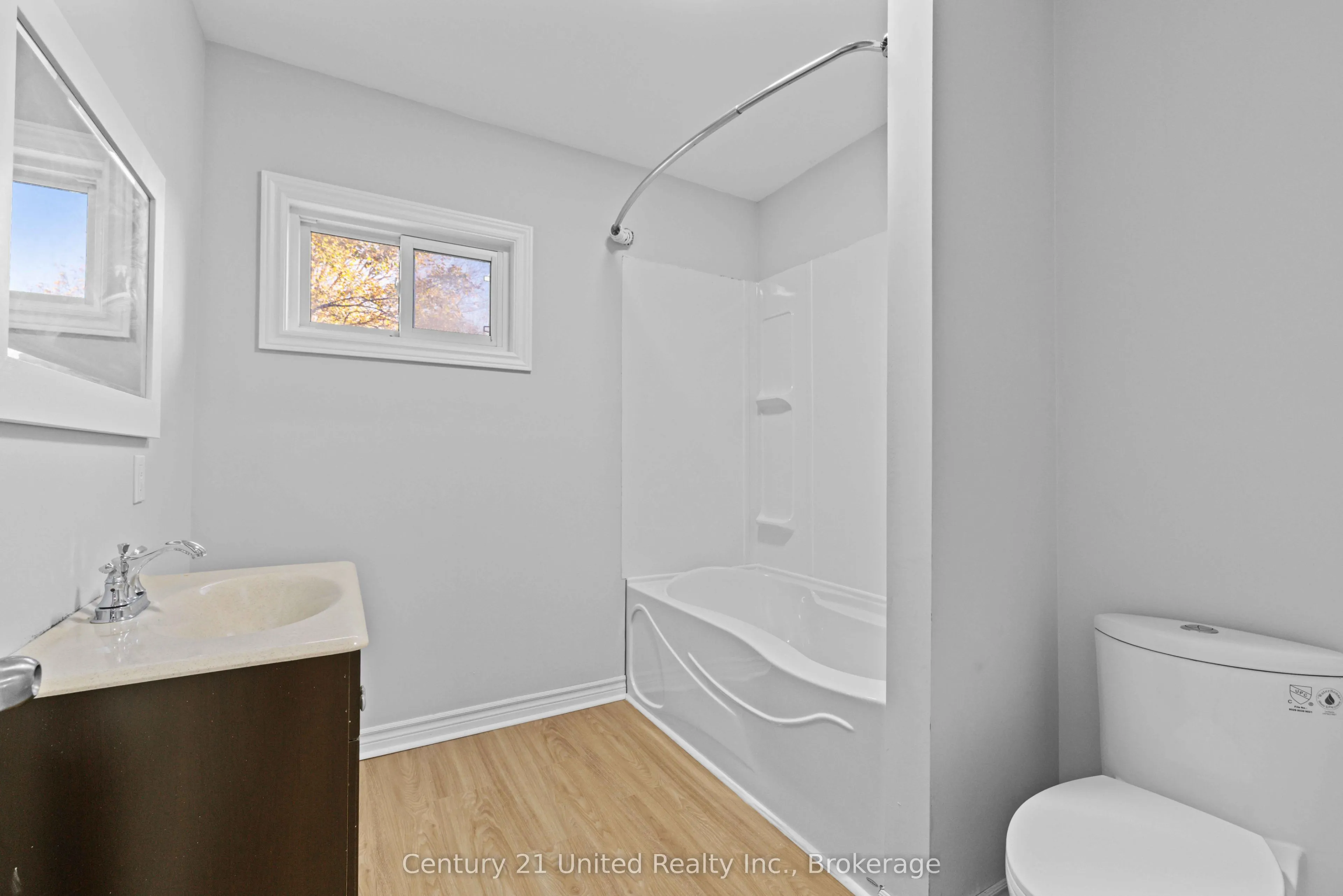436 George Street S