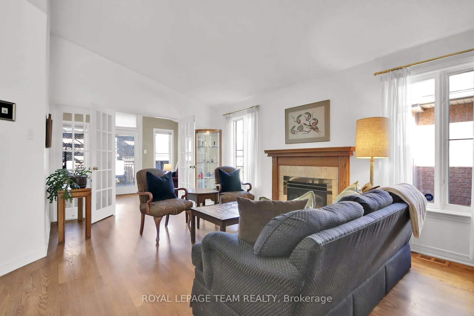 85 Quinterra Court