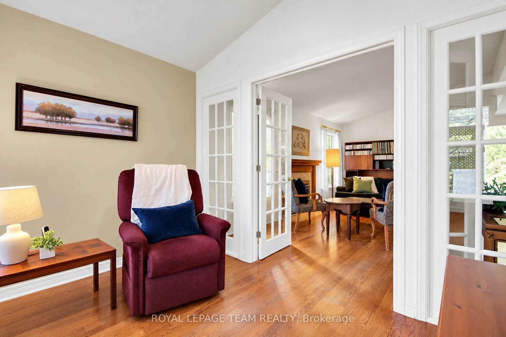 85 Quinterra Court