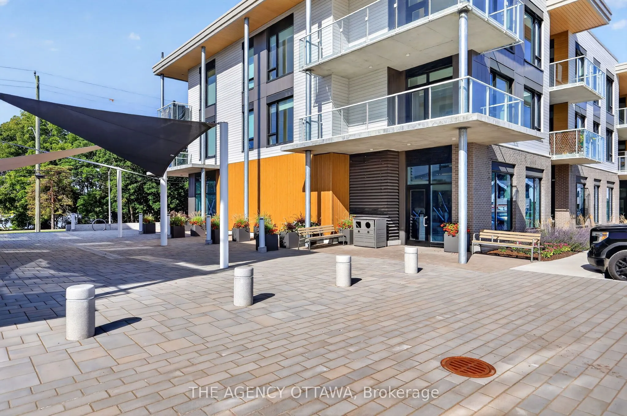 3073 Riverside Drive E #1