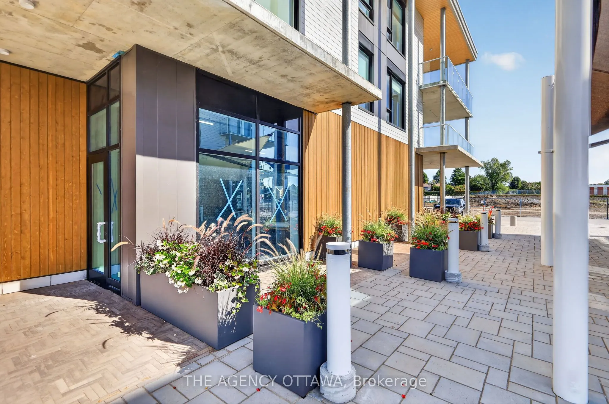 3073 Riverside Drive E #1