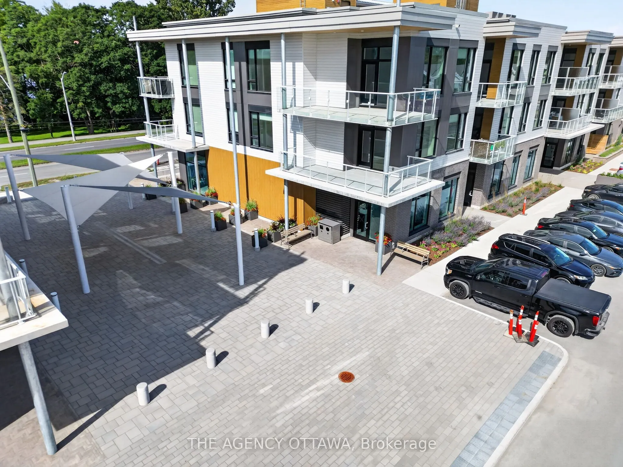 3073 Riverside Drive E #1
