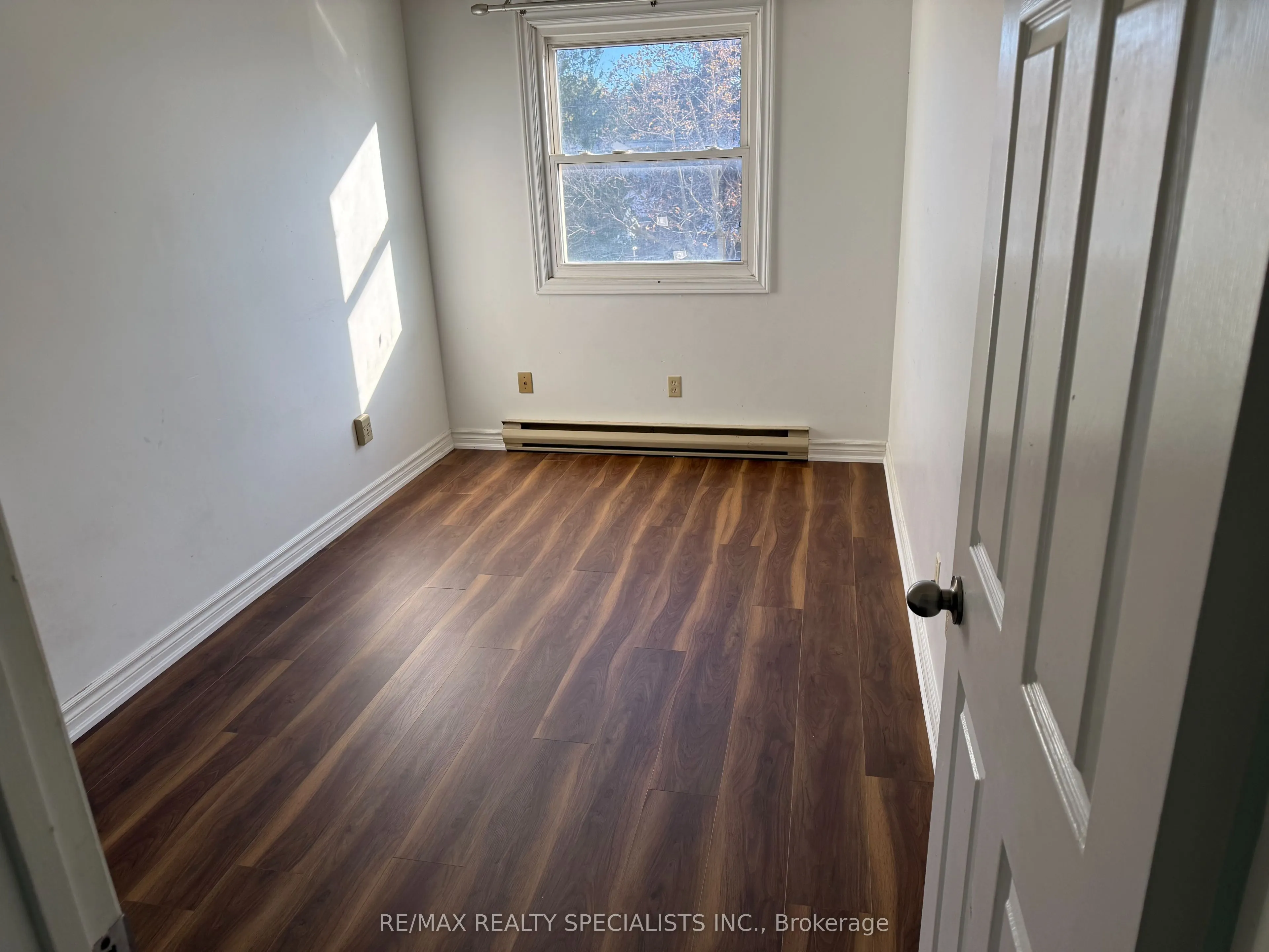 2 Walnut Street #208