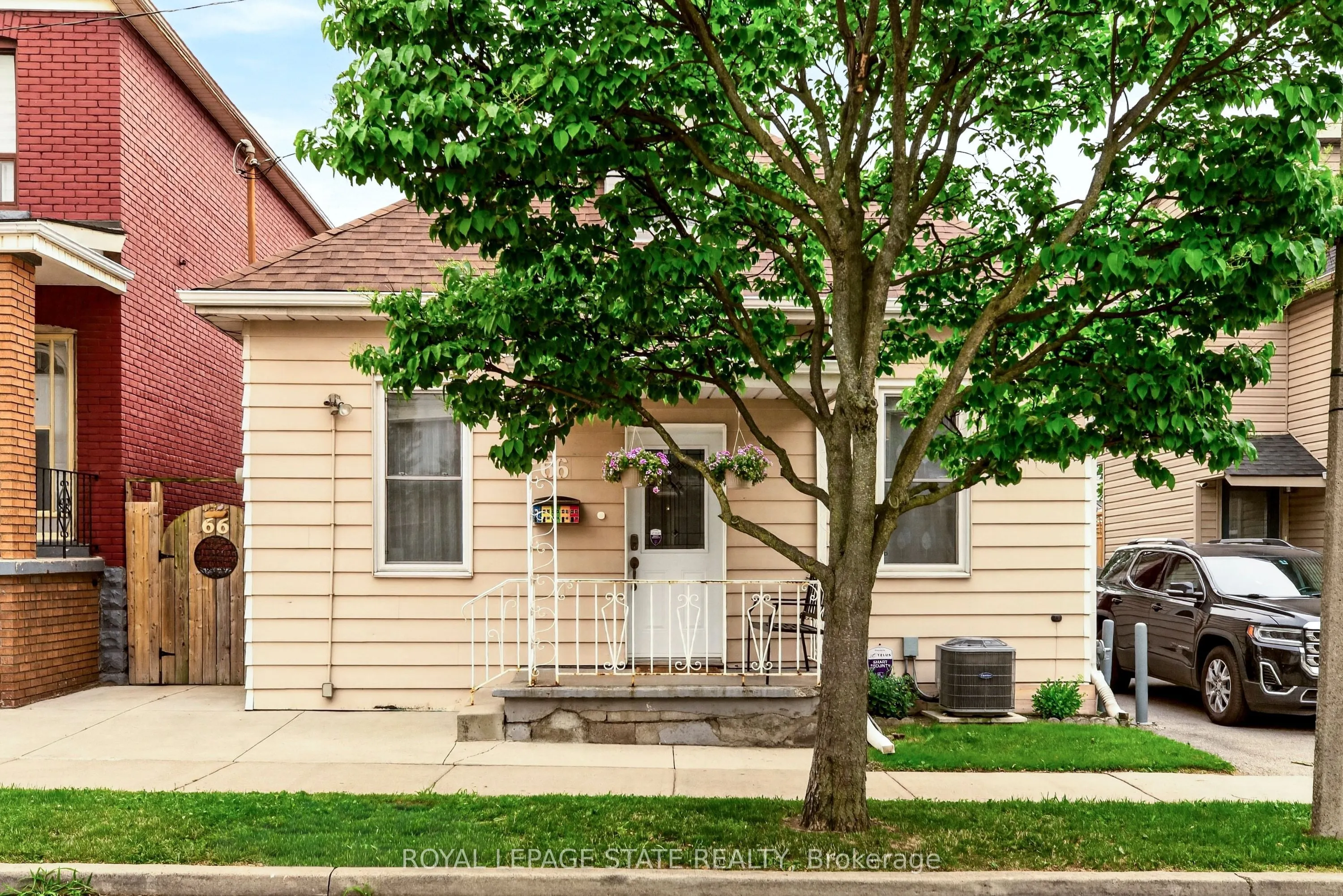 66 Beechwood Avenue