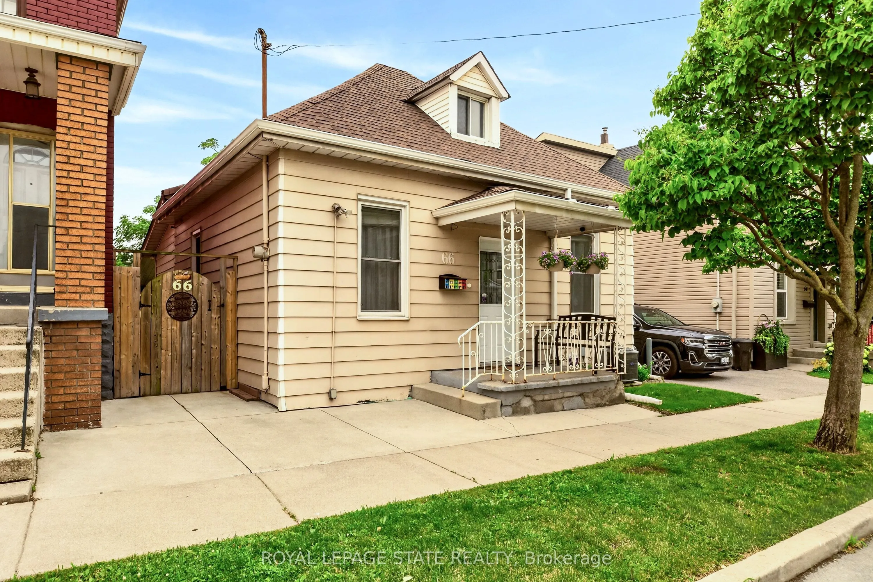 66 Beechwood Avenue