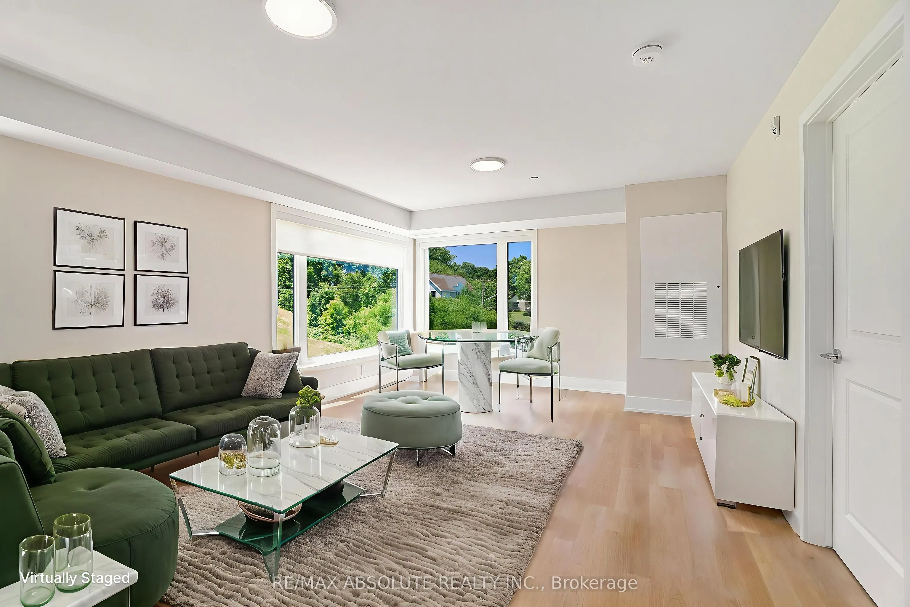 12B Thomas Street N #214