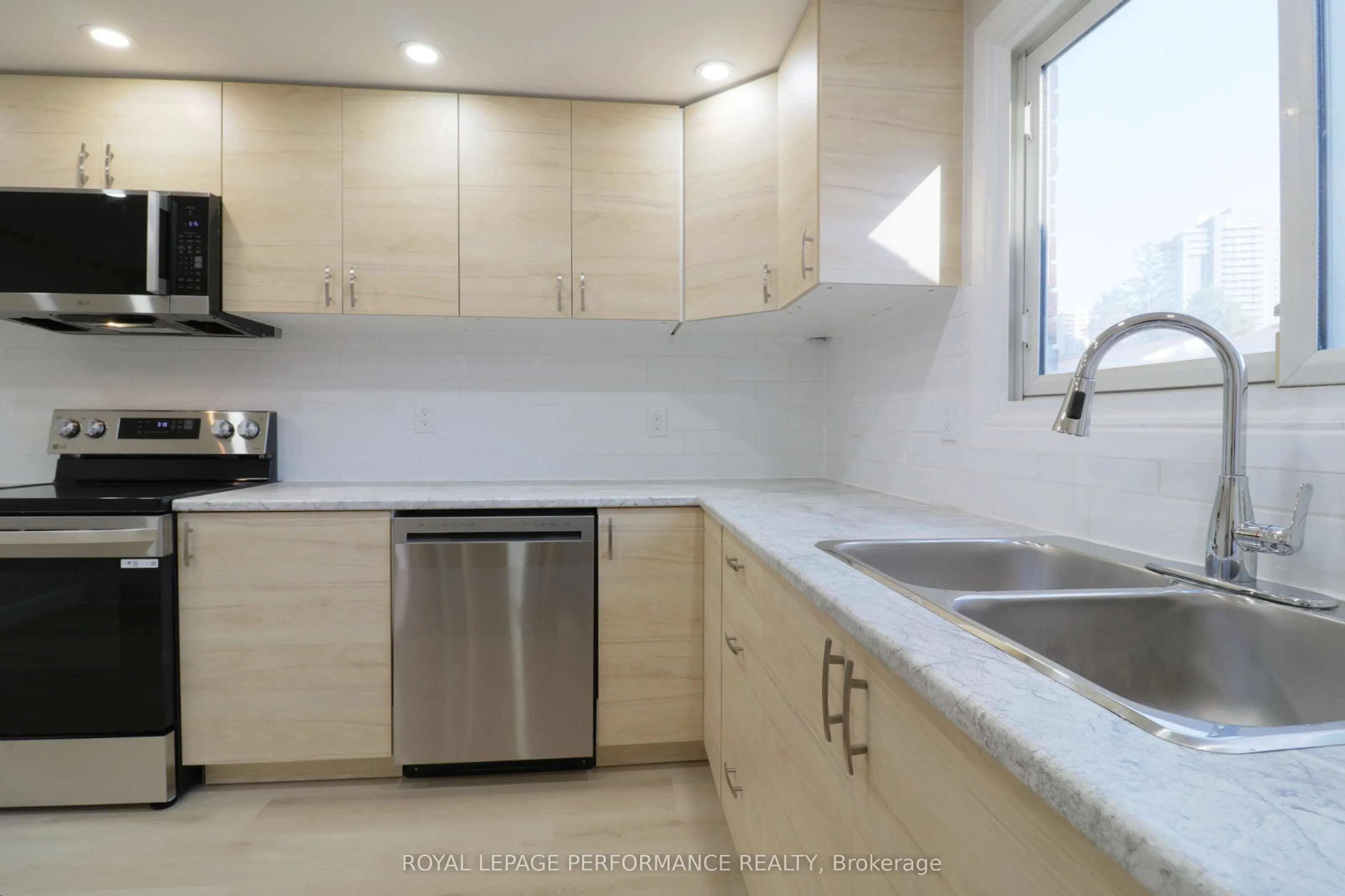 1045 Morrison Drive #109