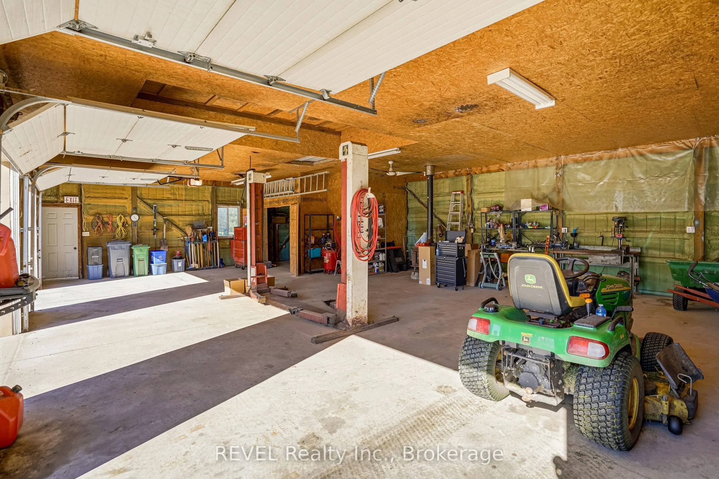 5193 Highway 3 Highway W