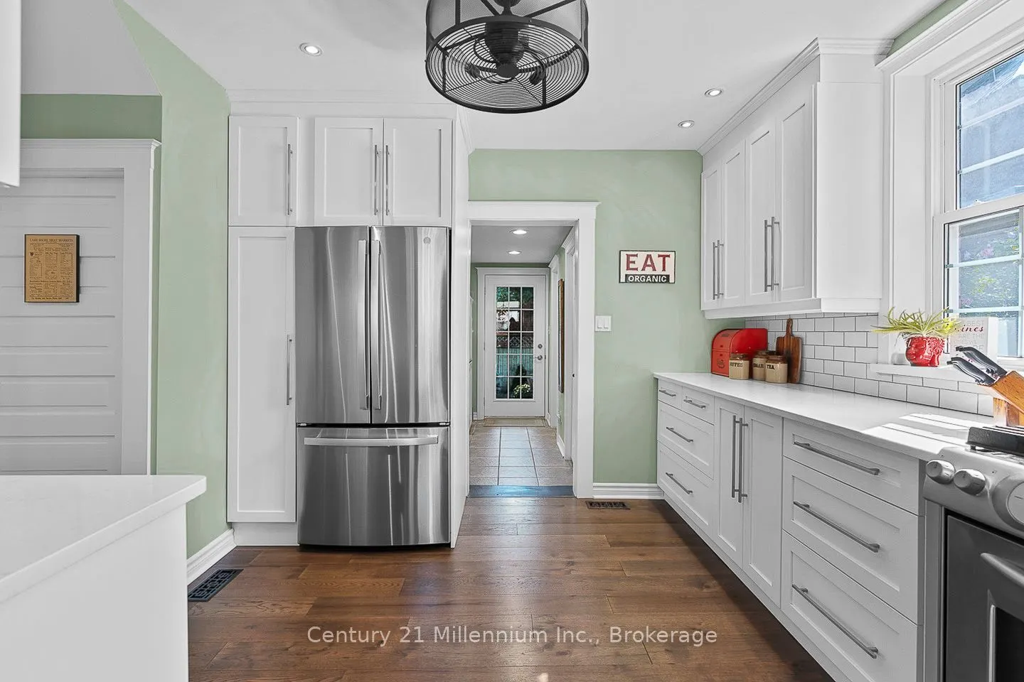 169 5th A Street E