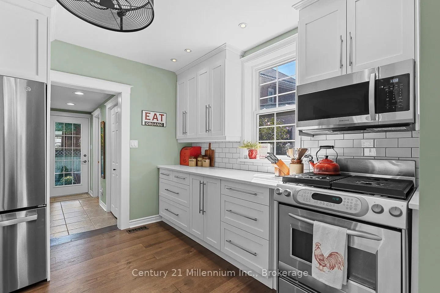 169 5th A Street E