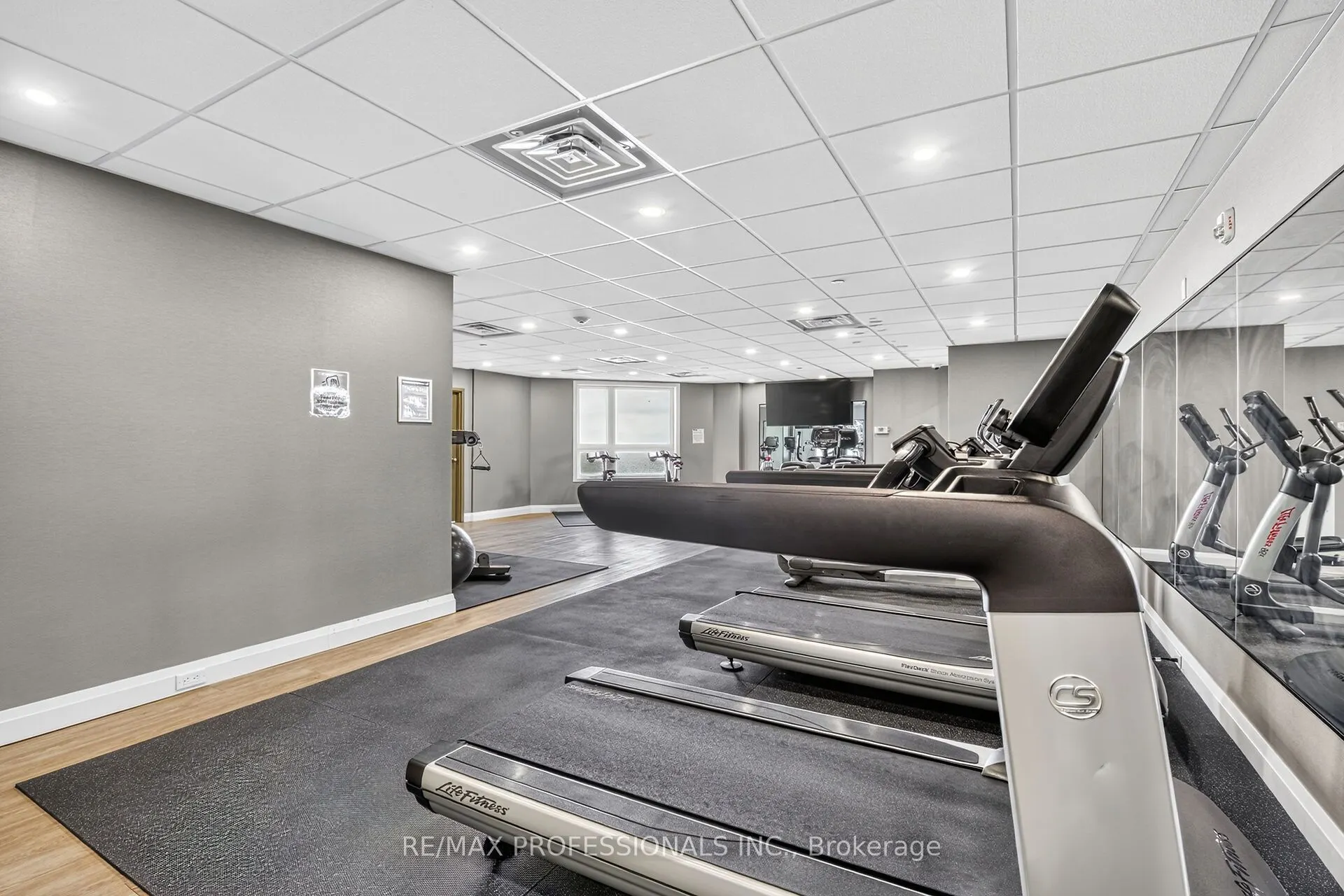 101 Shoreview Place #133