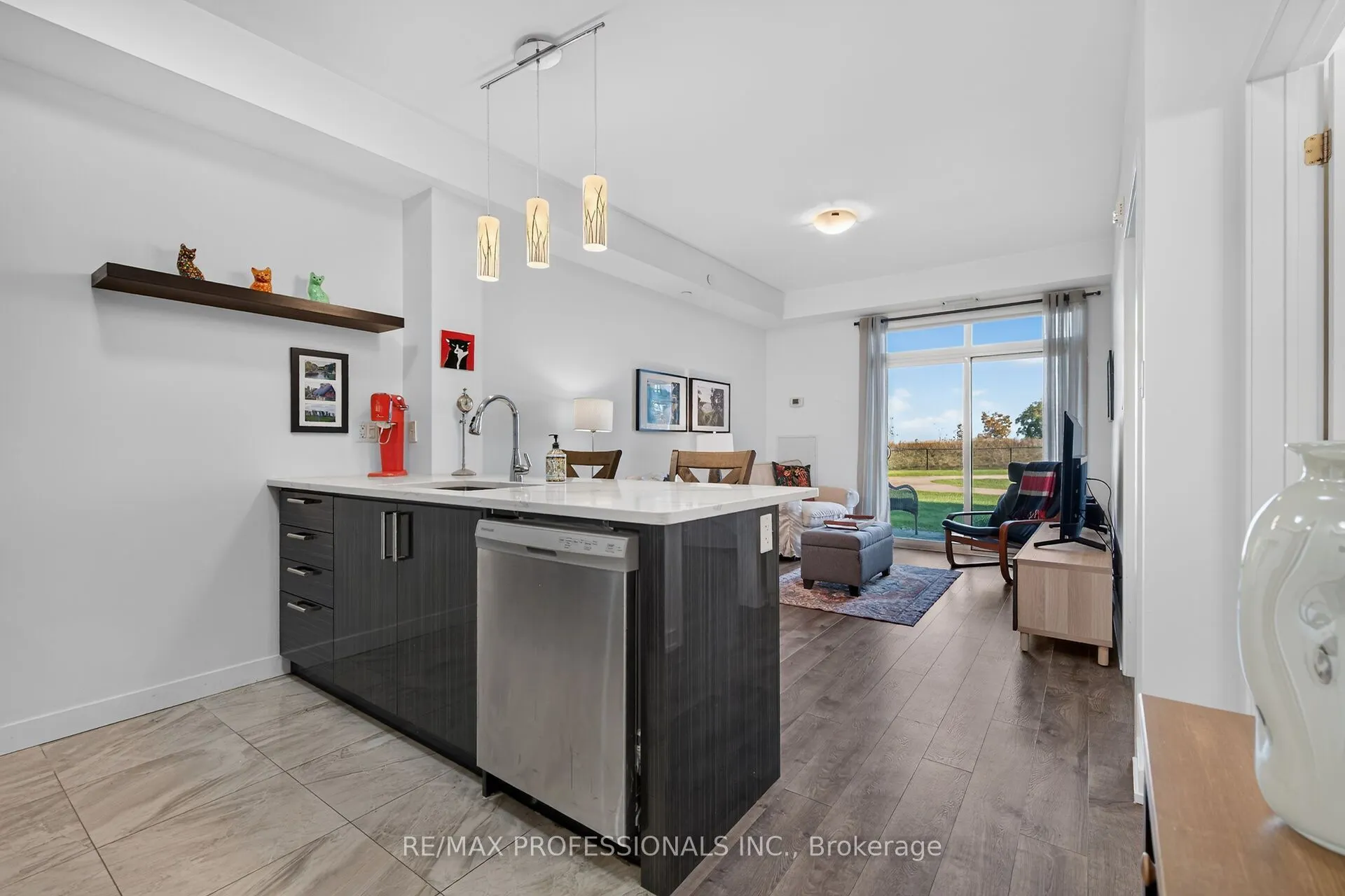 101 Shoreview Place #133