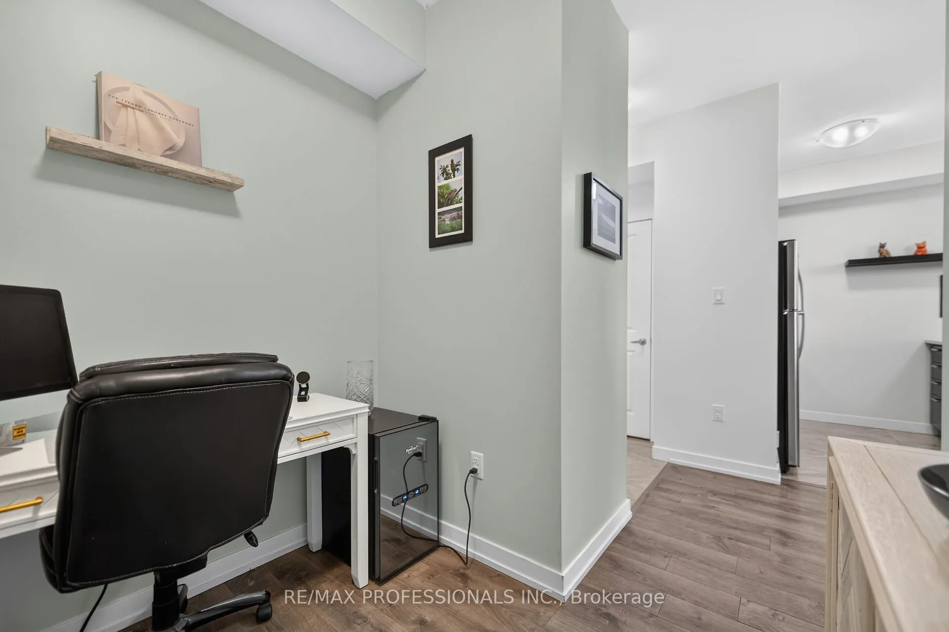 101 Shoreview Place #133
