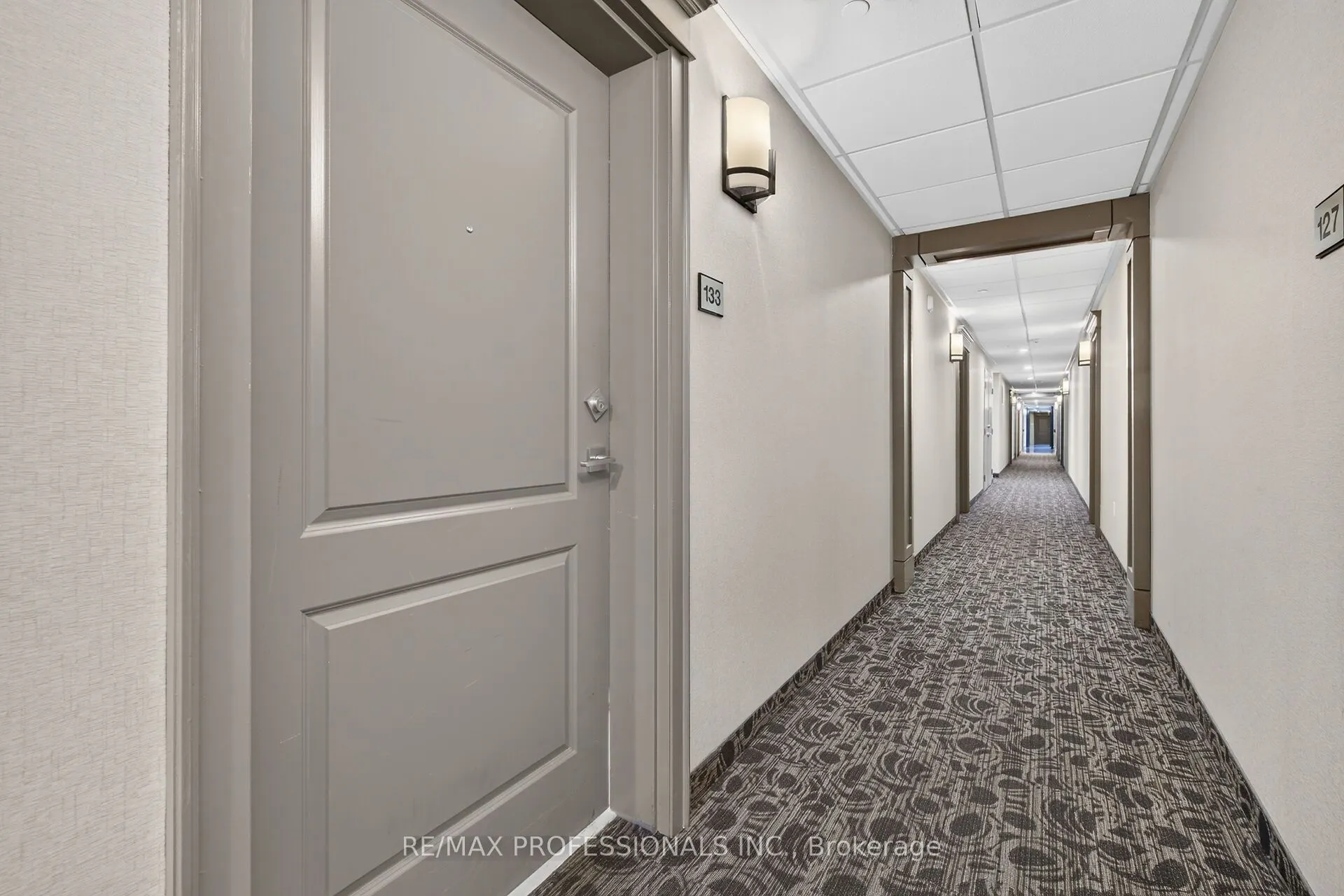 101 Shoreview Place #133