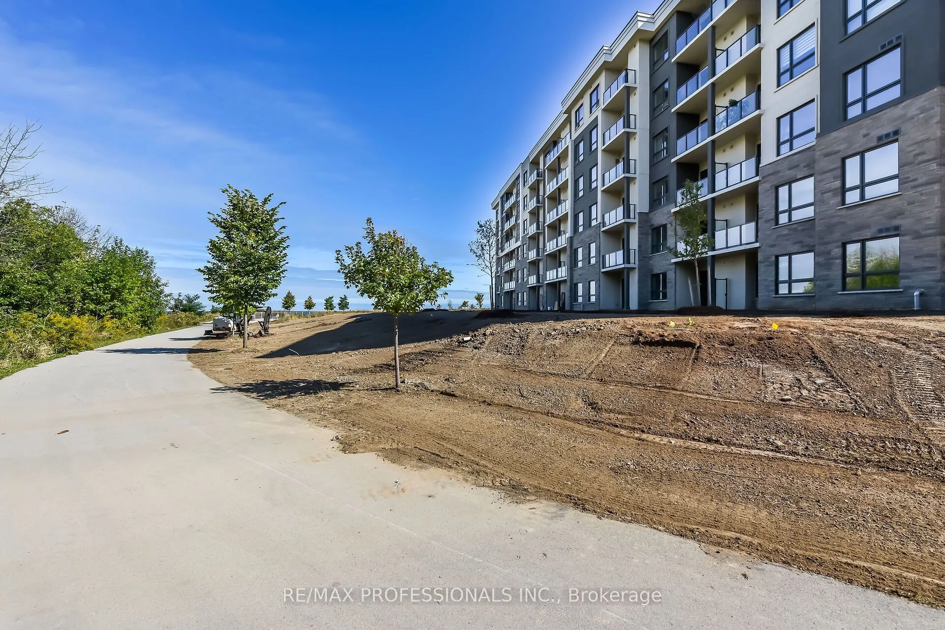 101 Shoreview Place #133
