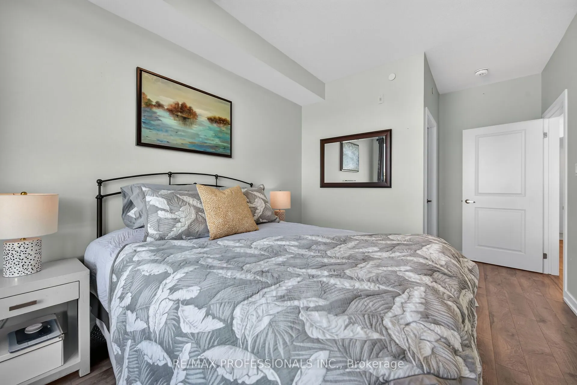 101 Shoreview Place #133