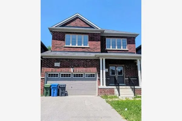 221 Ridley Crescent