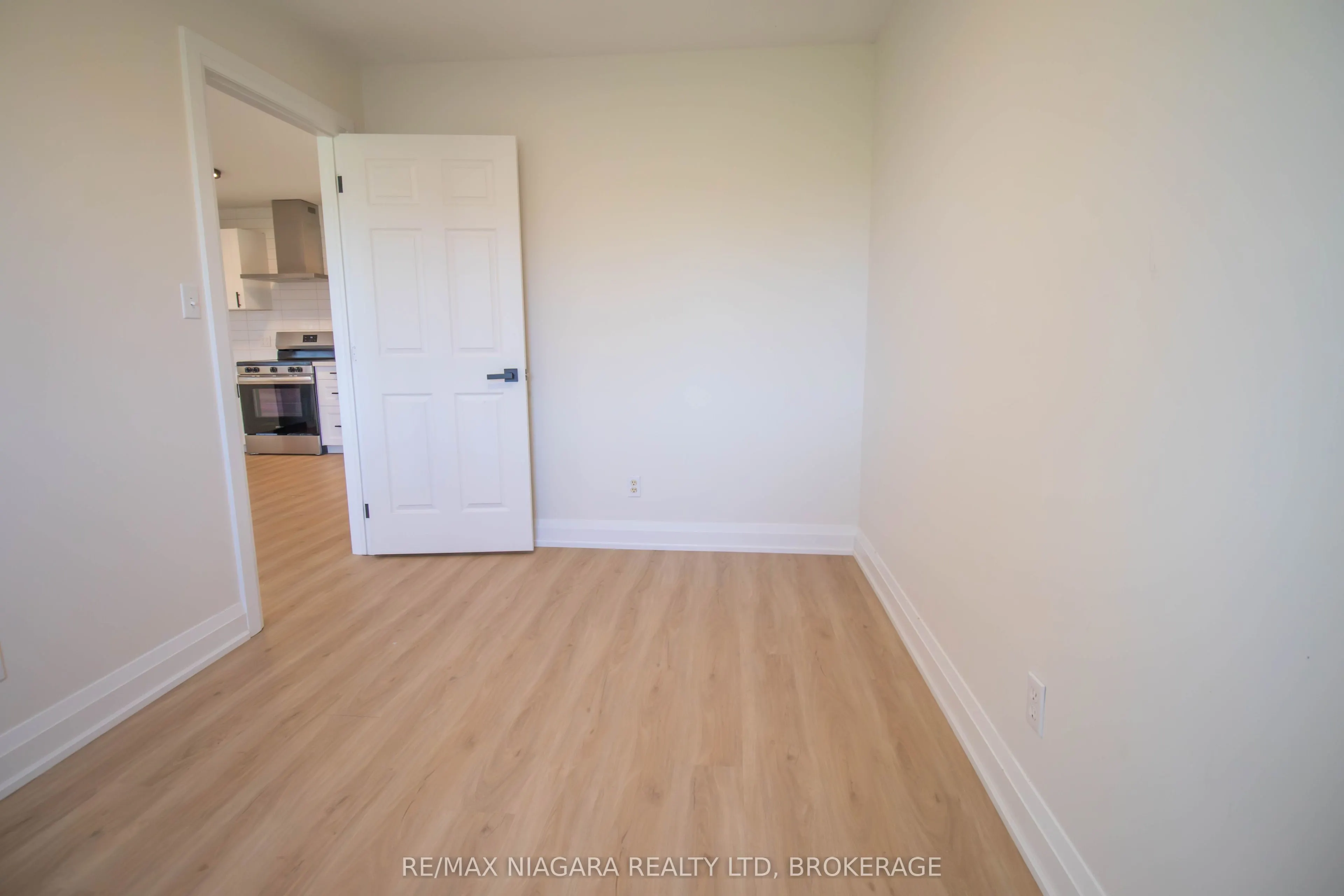 3 Klines Avenue