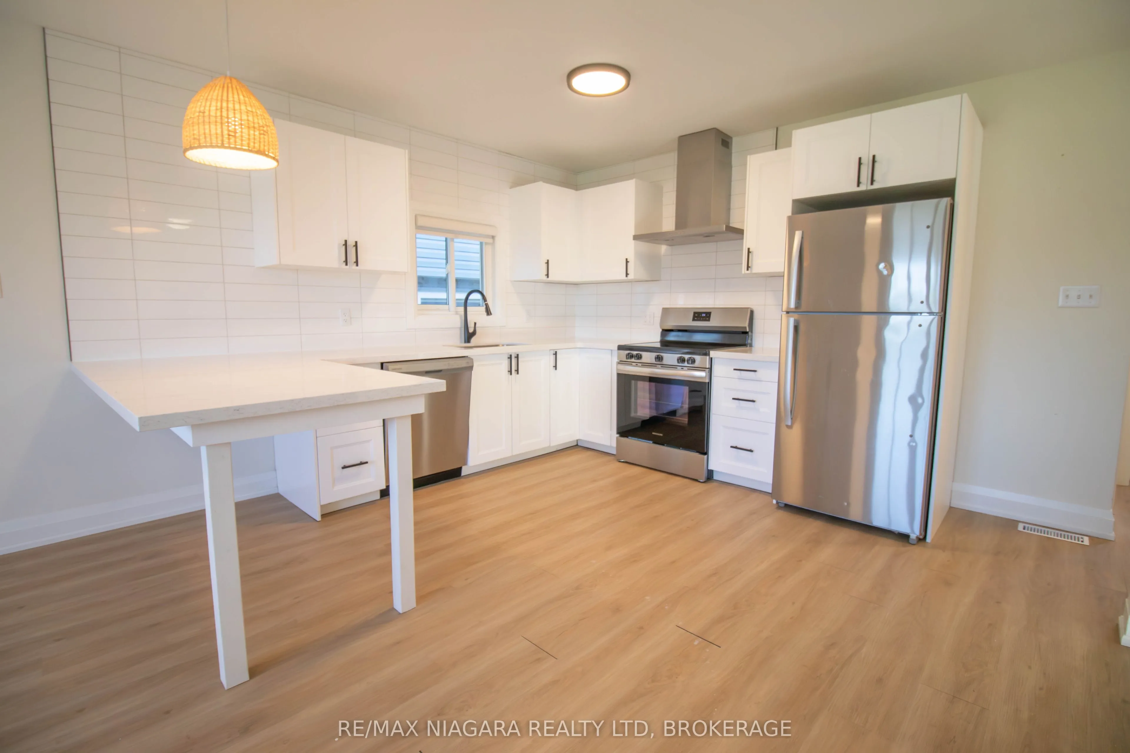 3 Klines Avenue