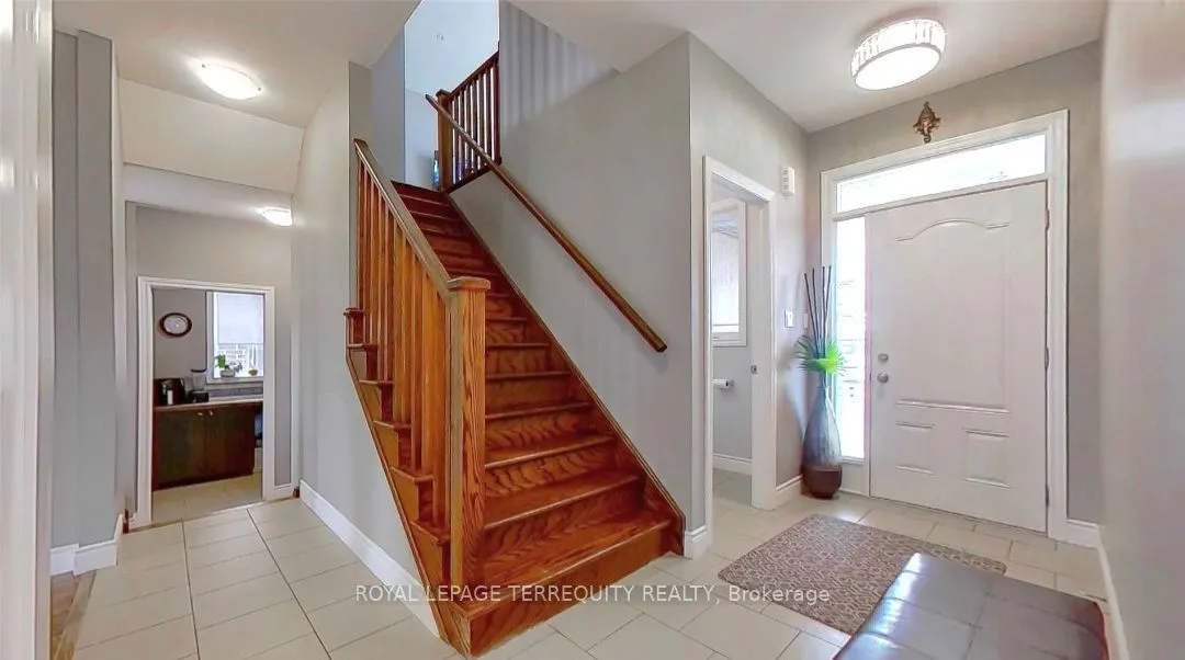 405 Westcroft Drive