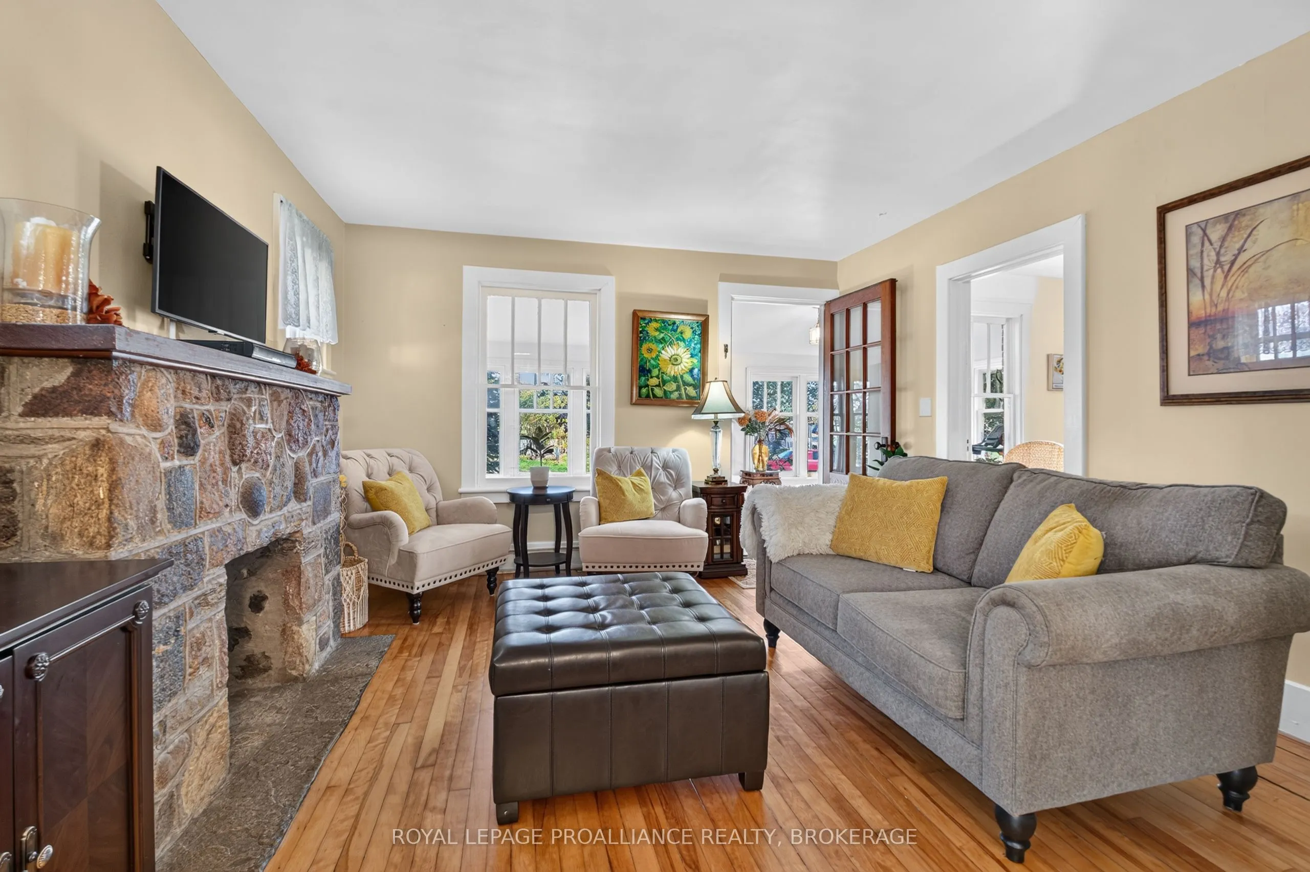 548 Division Street
