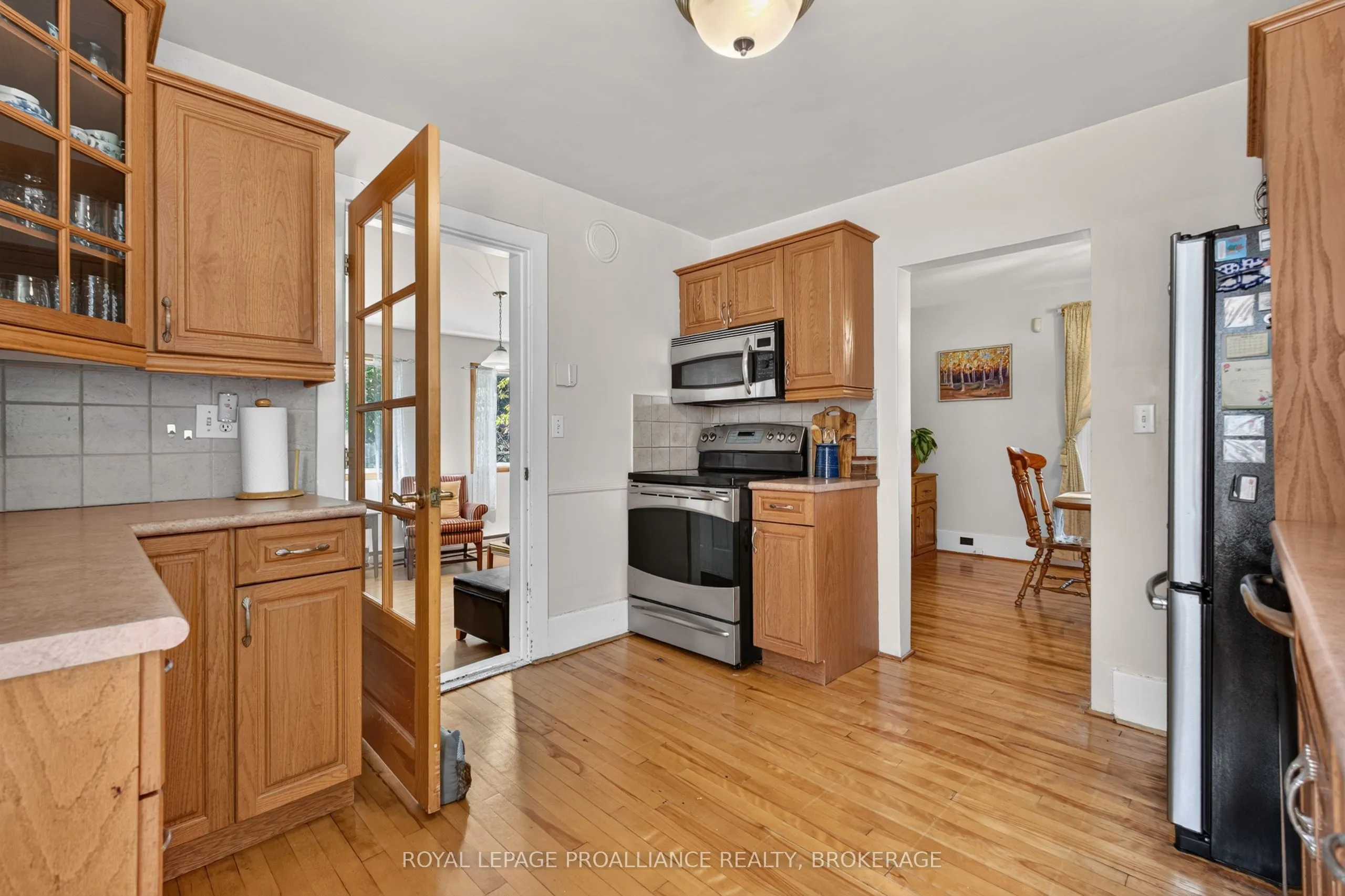 548 Division Street
