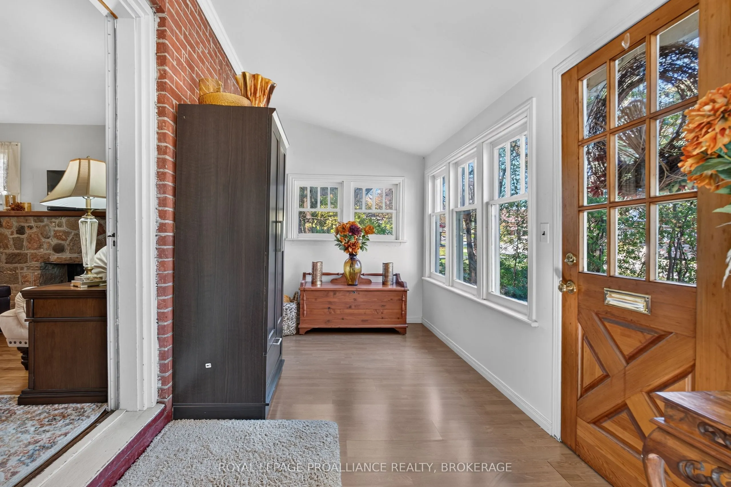 548 Division Street