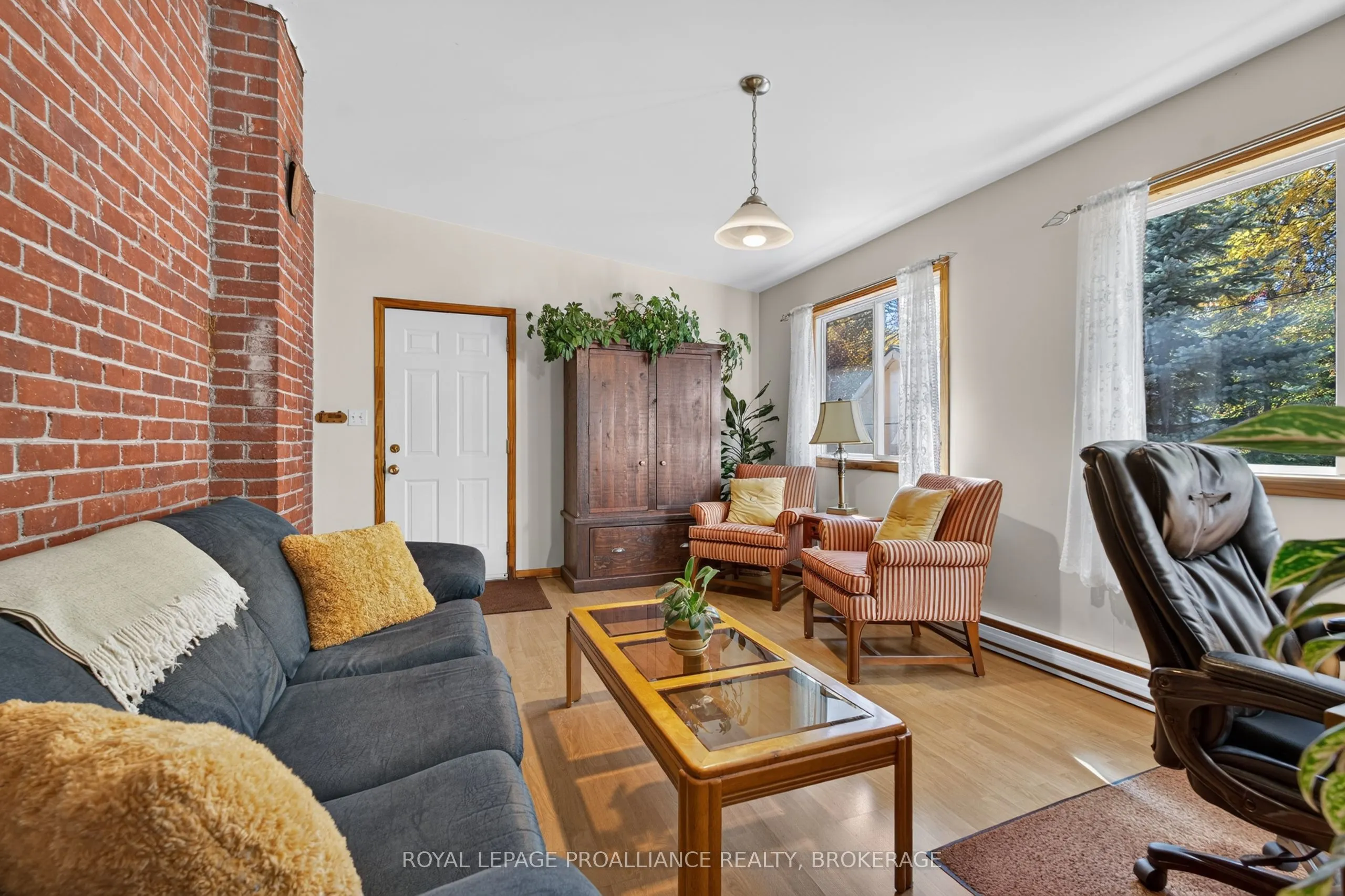 548 Division Street