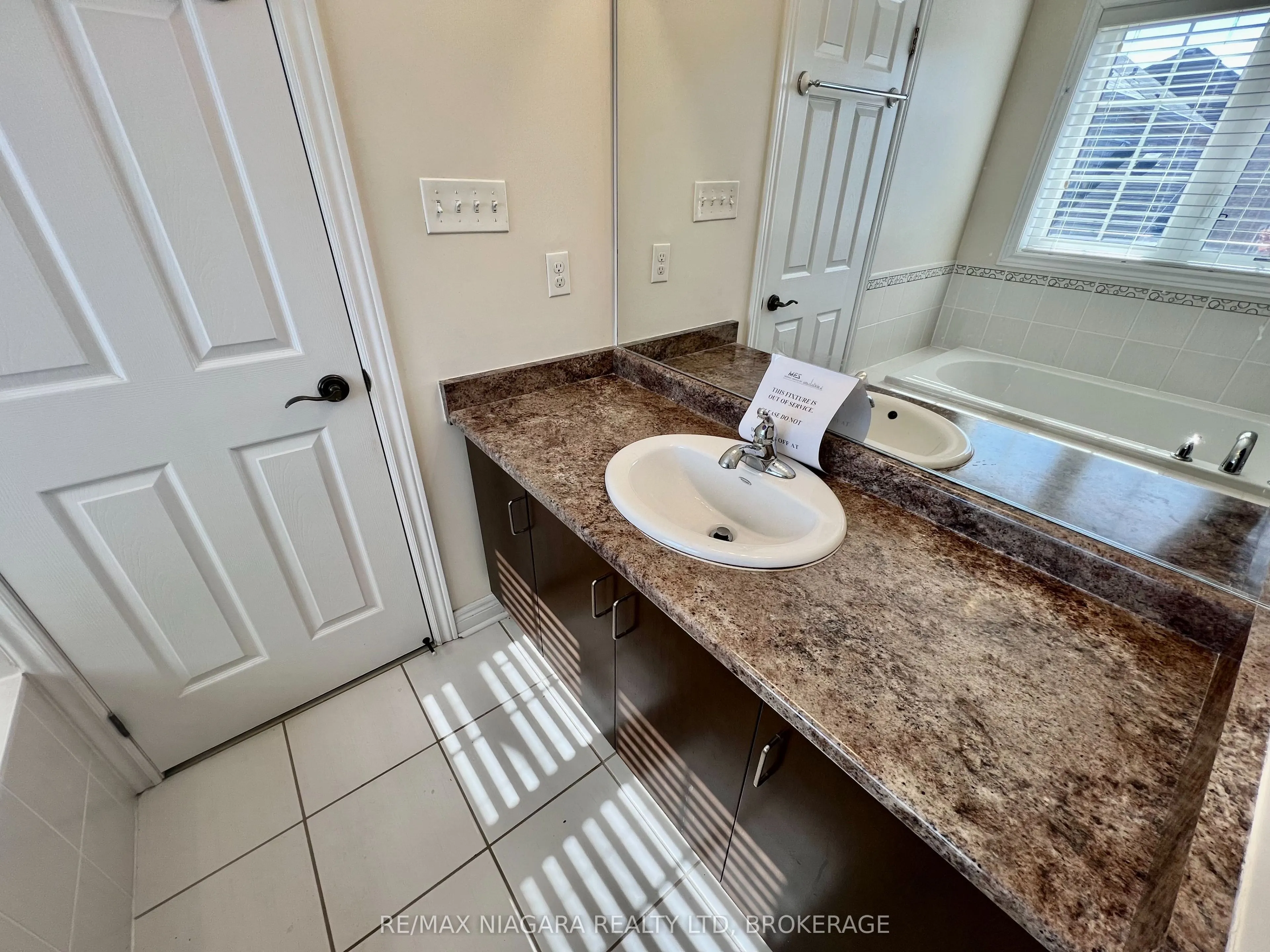 11 Keith Crescent