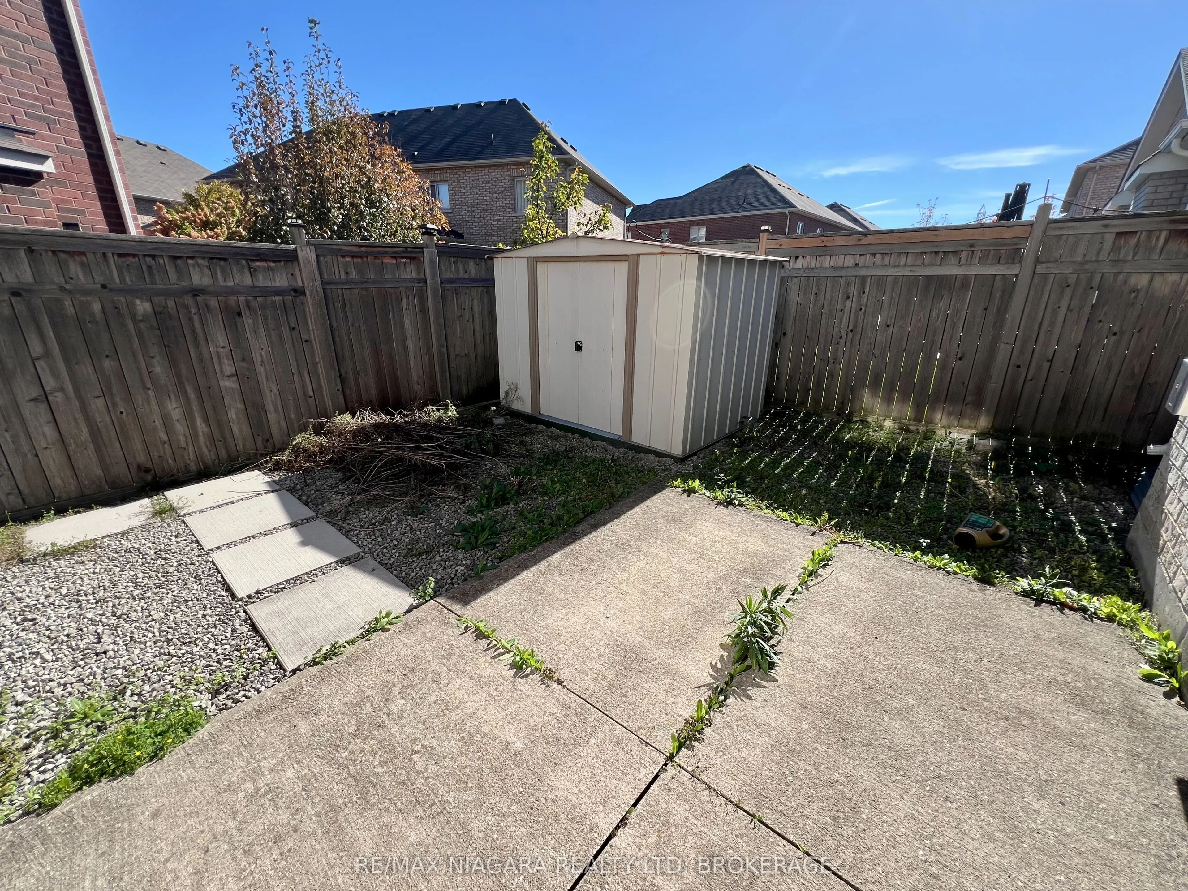 11 Keith Crescent