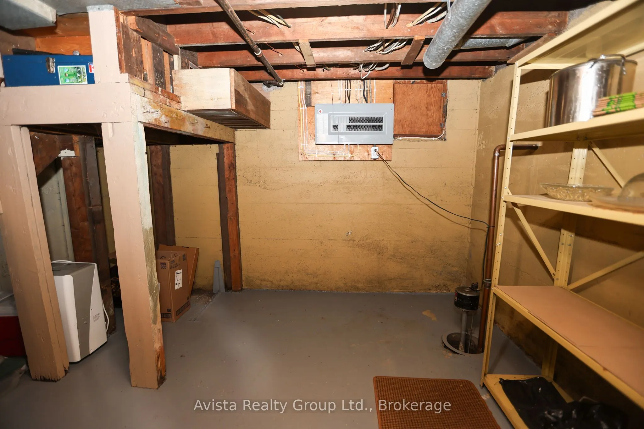 426 Christina Street E