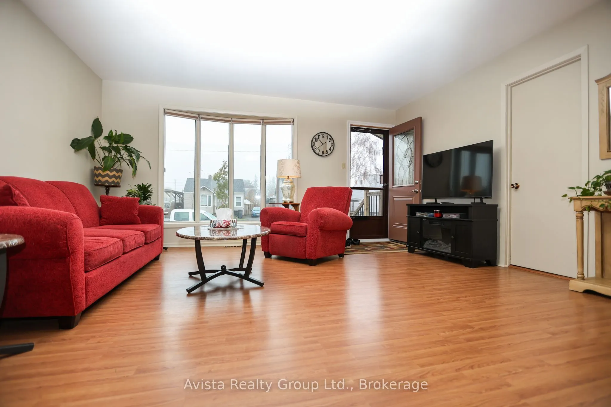426 Christina Street E
